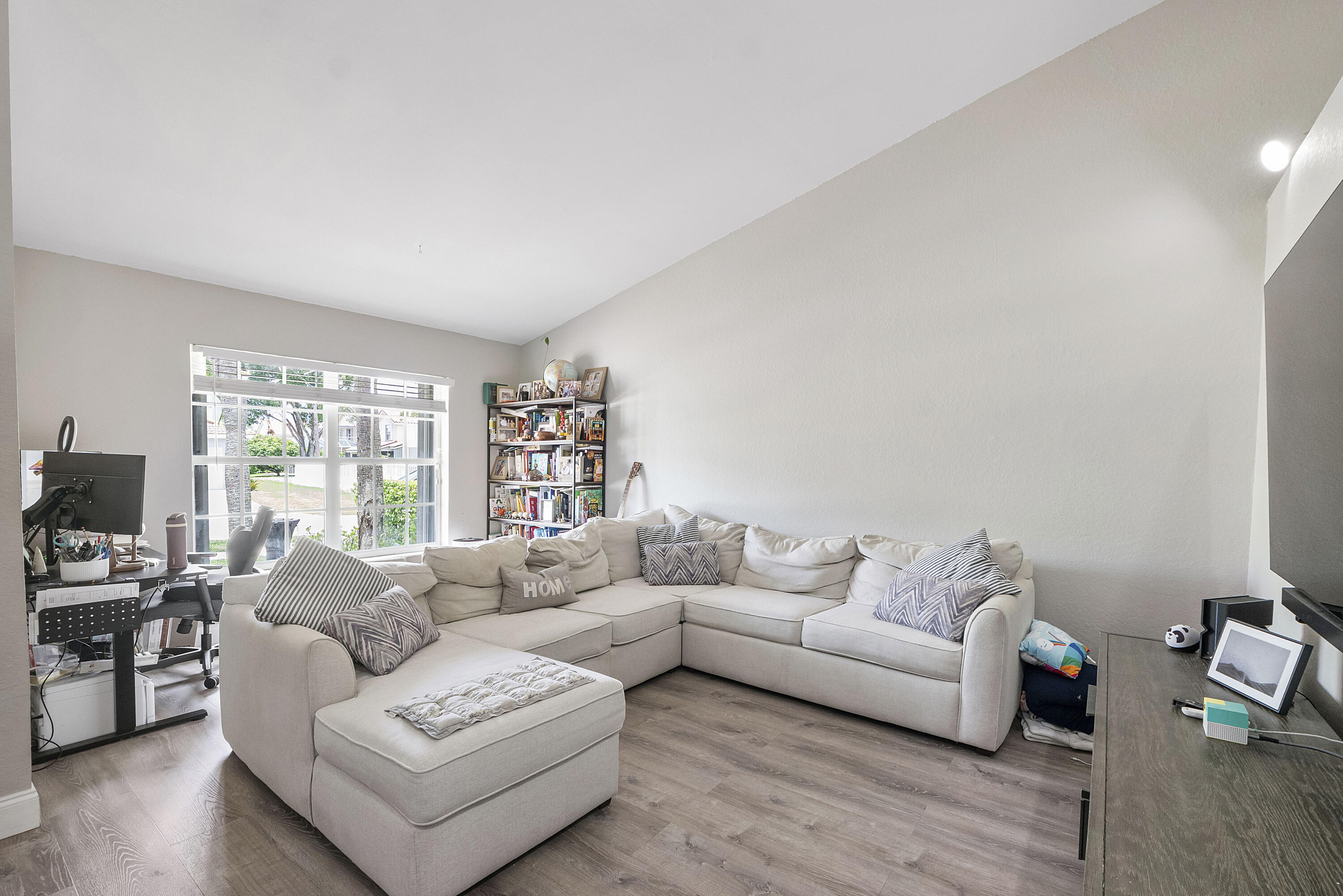 18242 Blue Lake, Boca Raton FL 33498