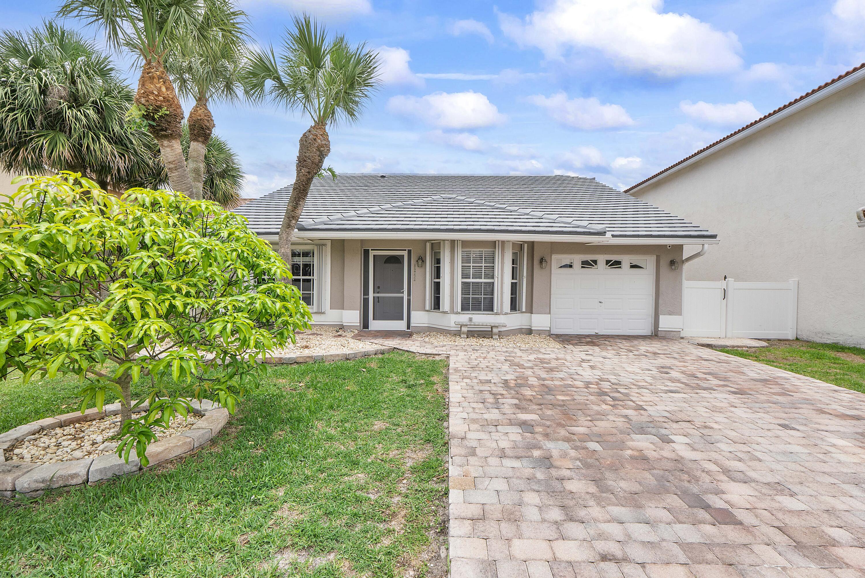 18242 Blue Lake, Boca Raton FL 33498