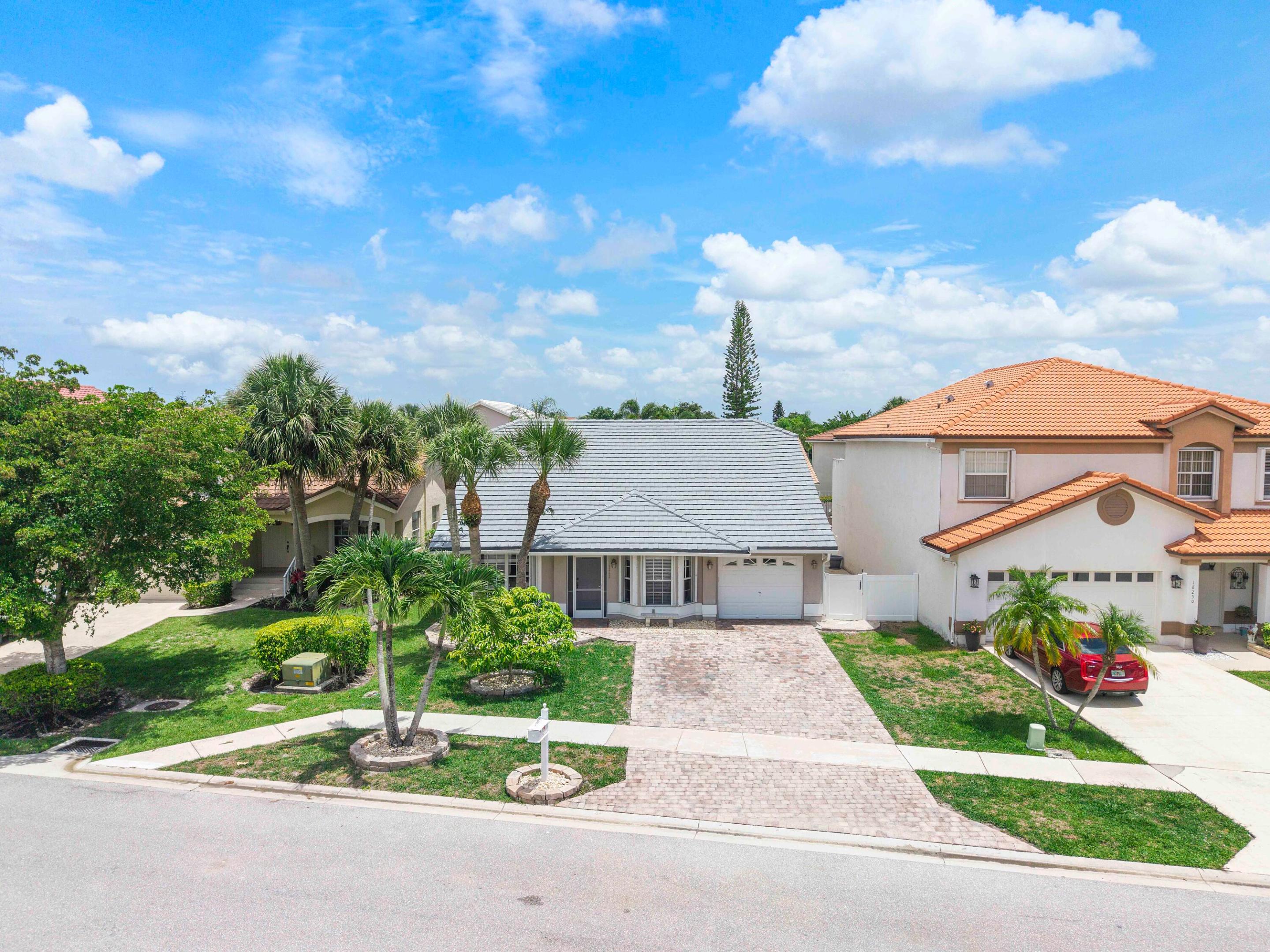 18242 Blue Lake, Boca Raton FL 33498
