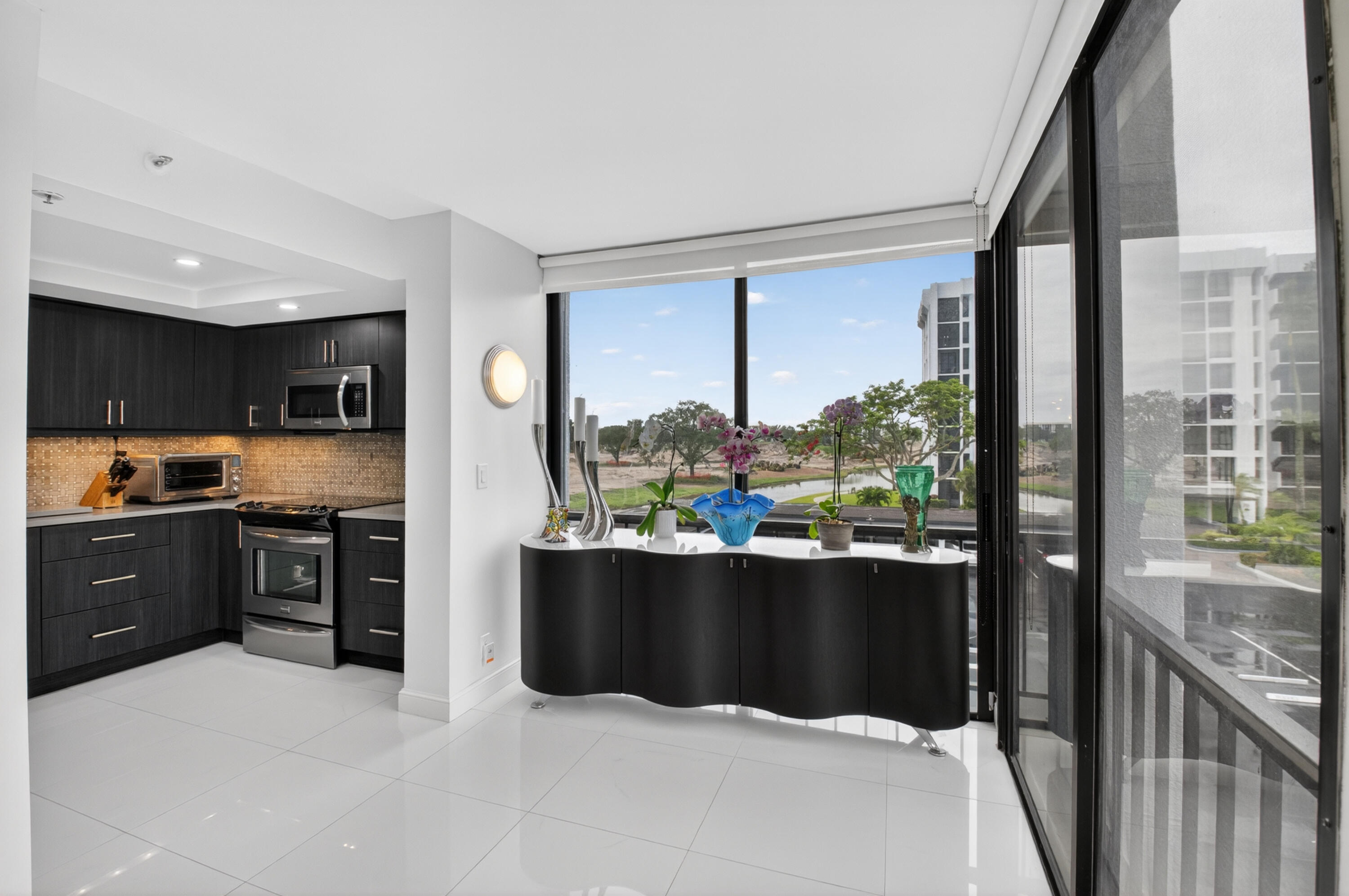 7738 Lakeside #334, Boca Raton FL 33434