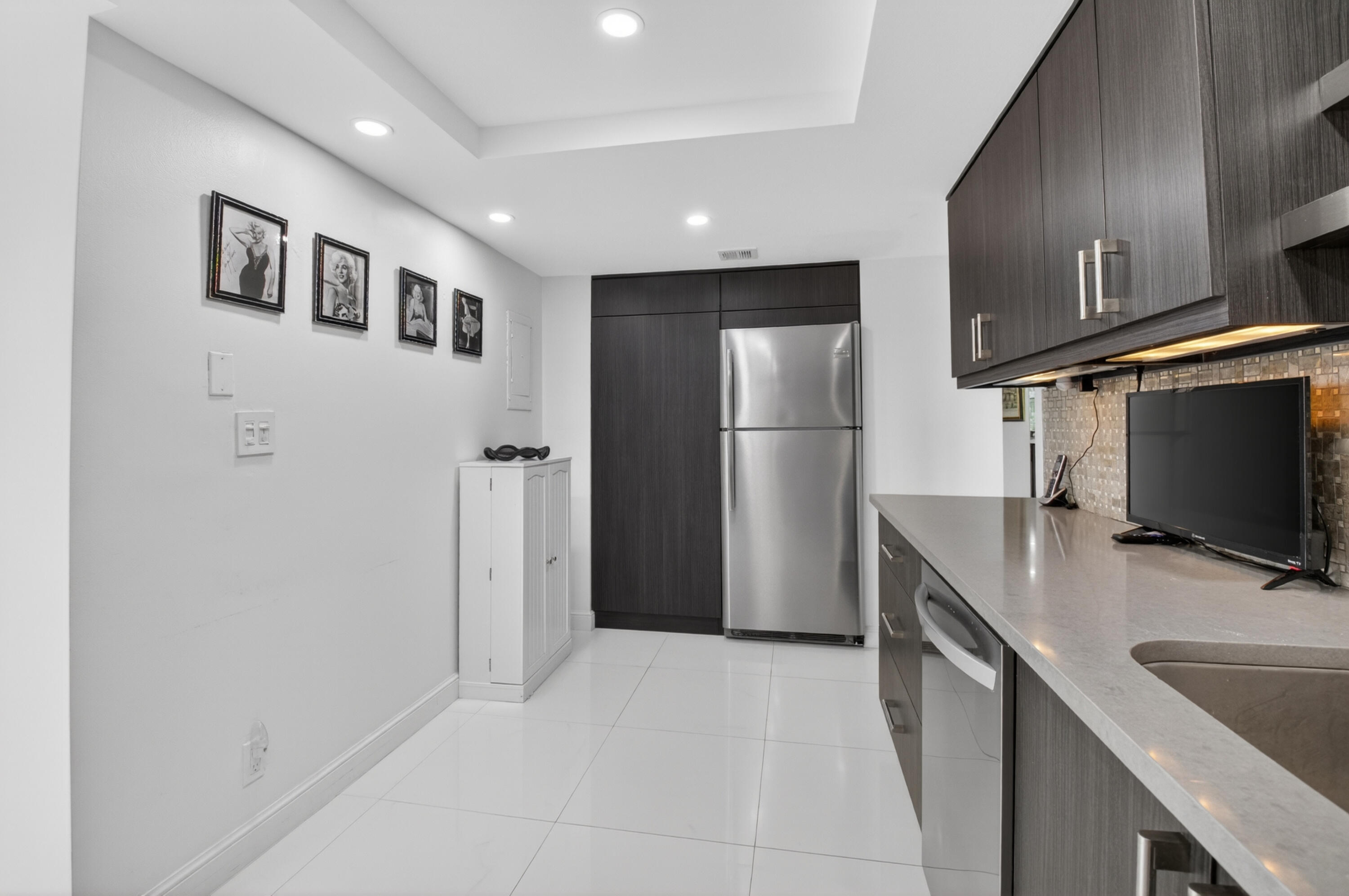 7738 Lakeside #334, Boca Raton FL 33434