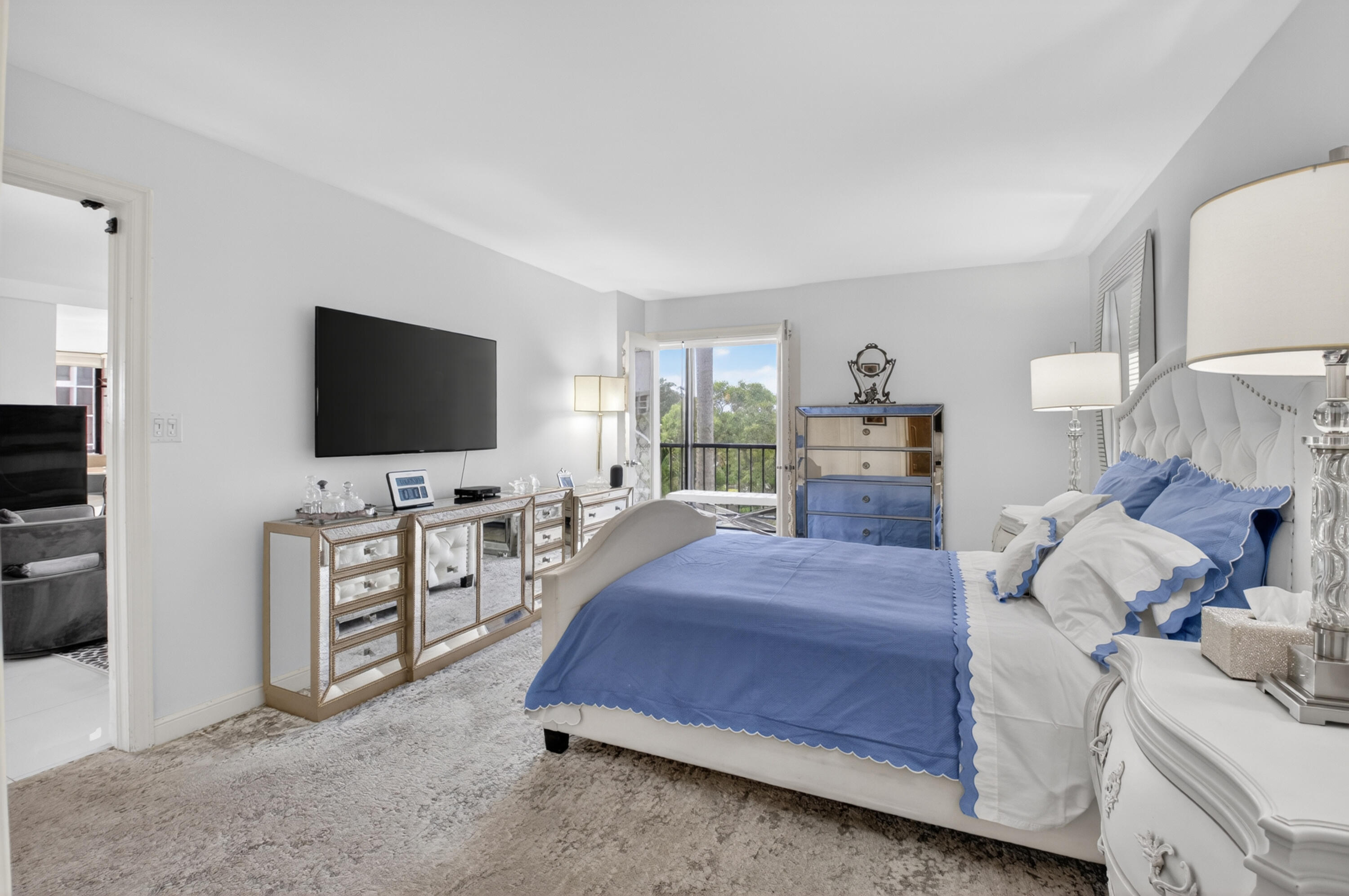 7738 Lakeside #334, Boca Raton FL 33434