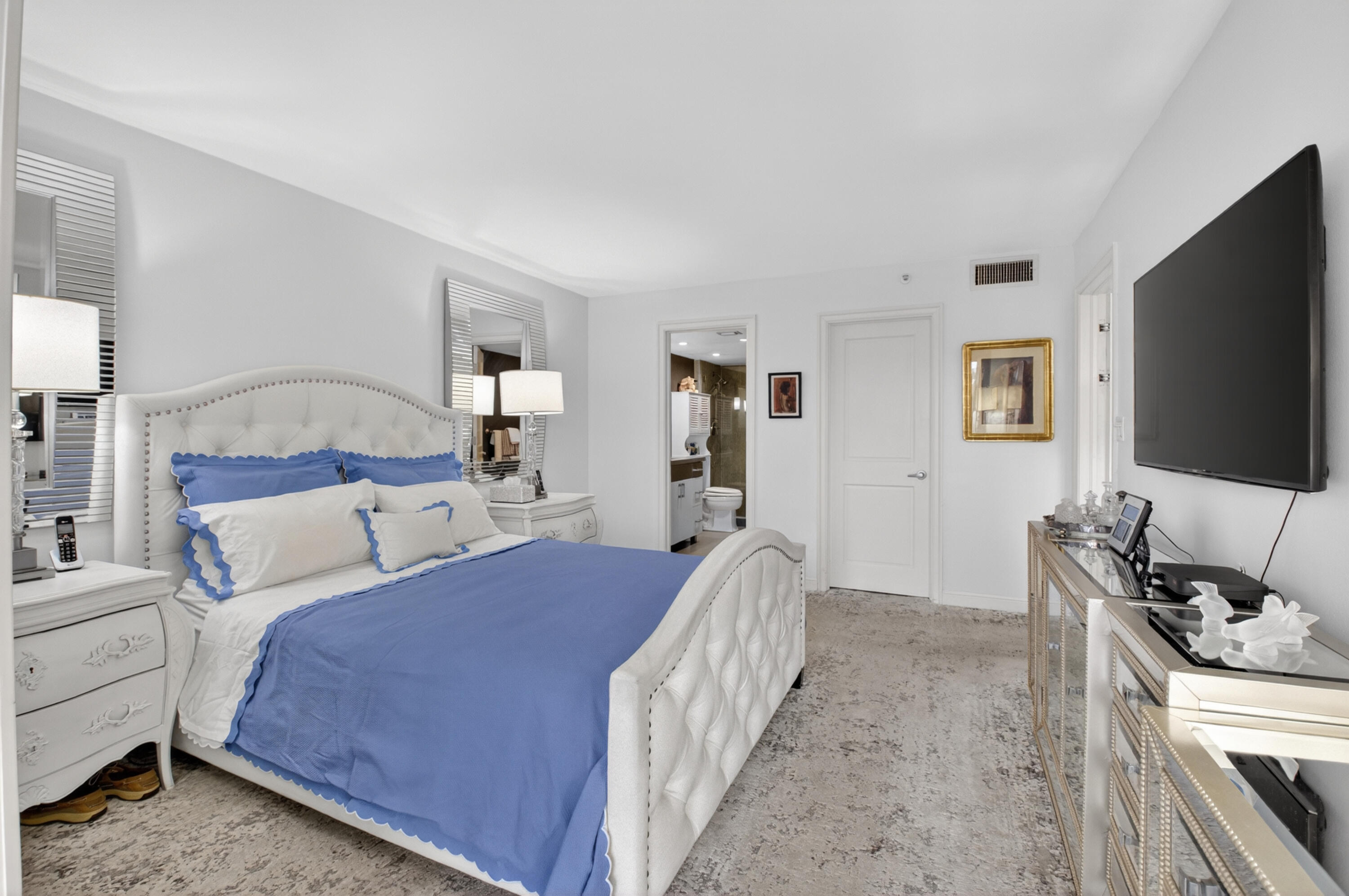 7738 Lakeside #334, Boca Raton FL 33434