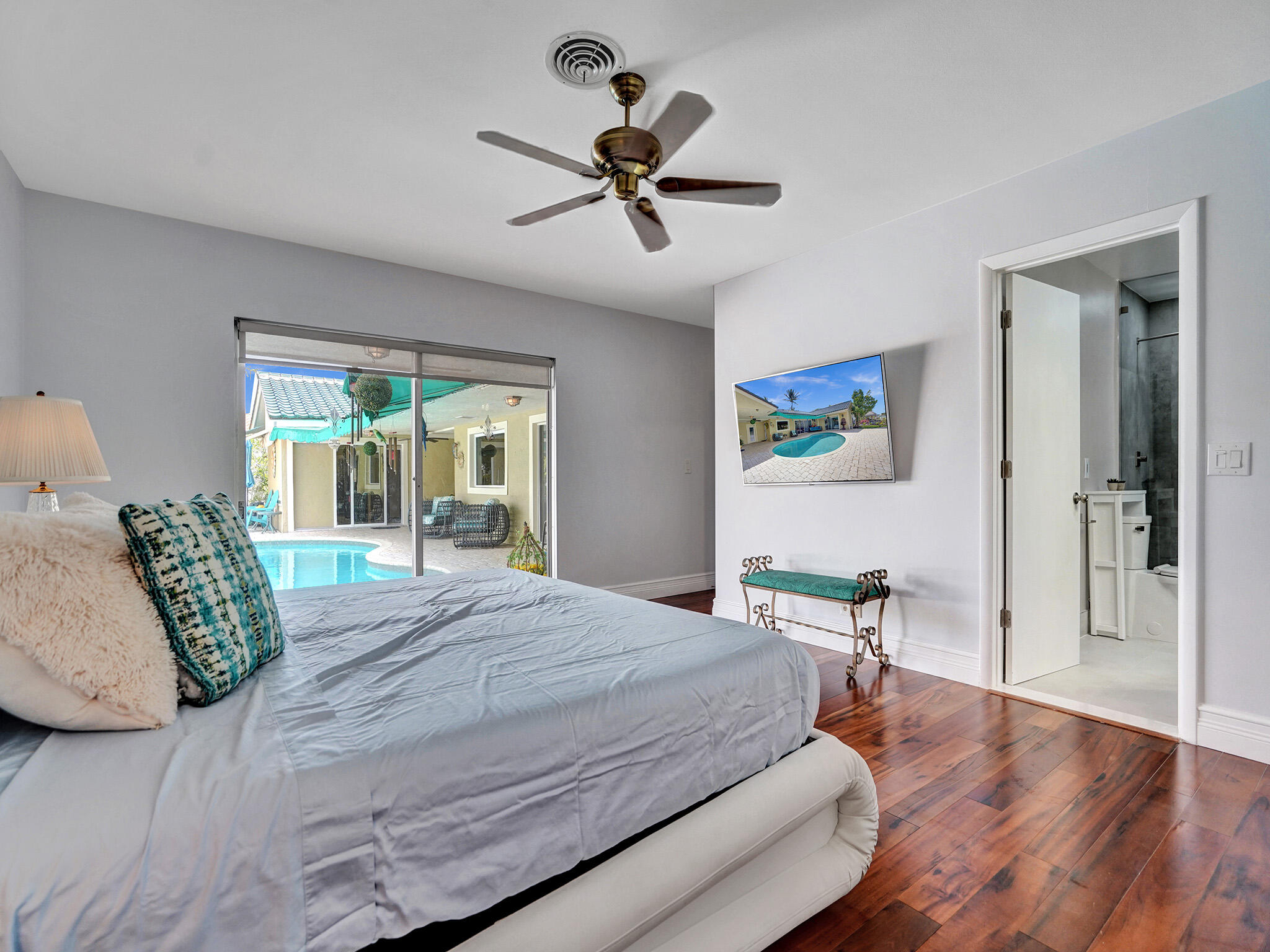3811 NE 26th, Lighthouse Point FL 33064