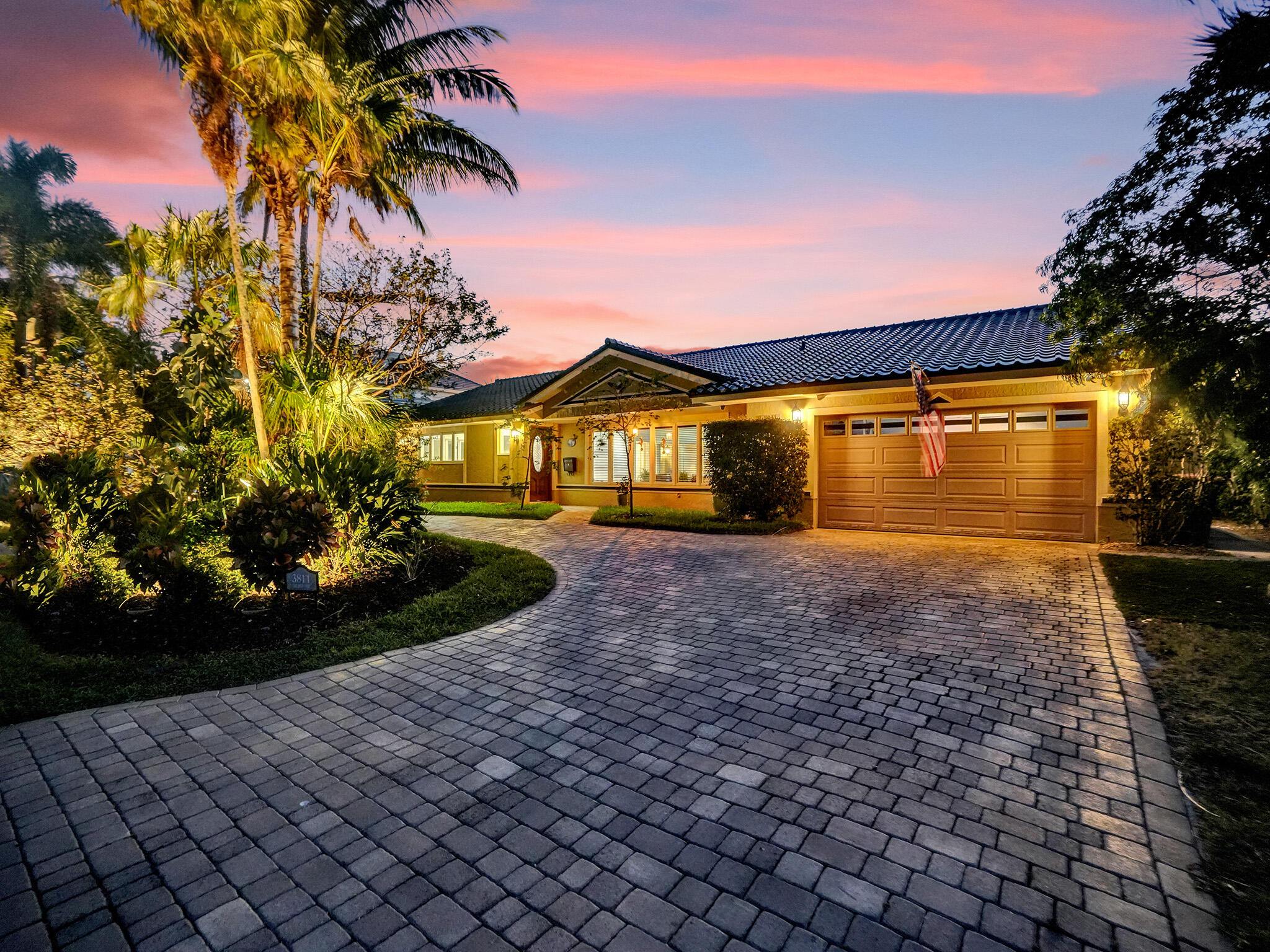 3811 NE 26th, Lighthouse Point FL 33064
