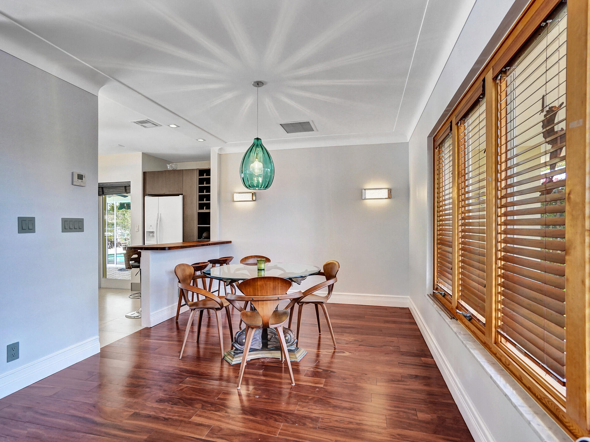 3811 NE 26th, Lighthouse Point FL 33064