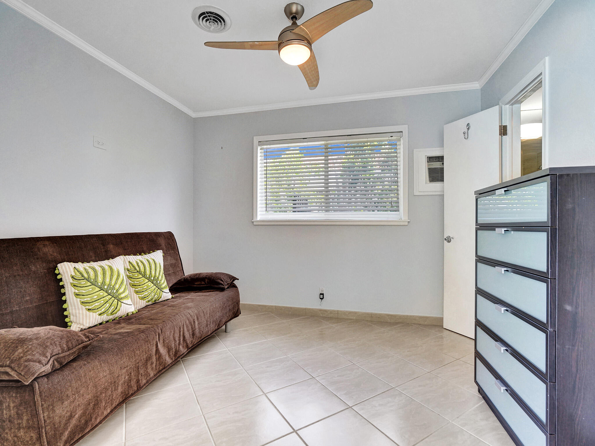 3811 NE 26th, Lighthouse Point FL 33064
