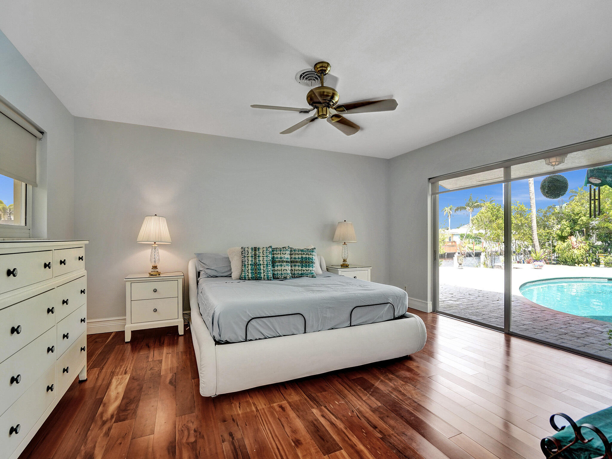 3811 NE 26th, Lighthouse Point FL 33064