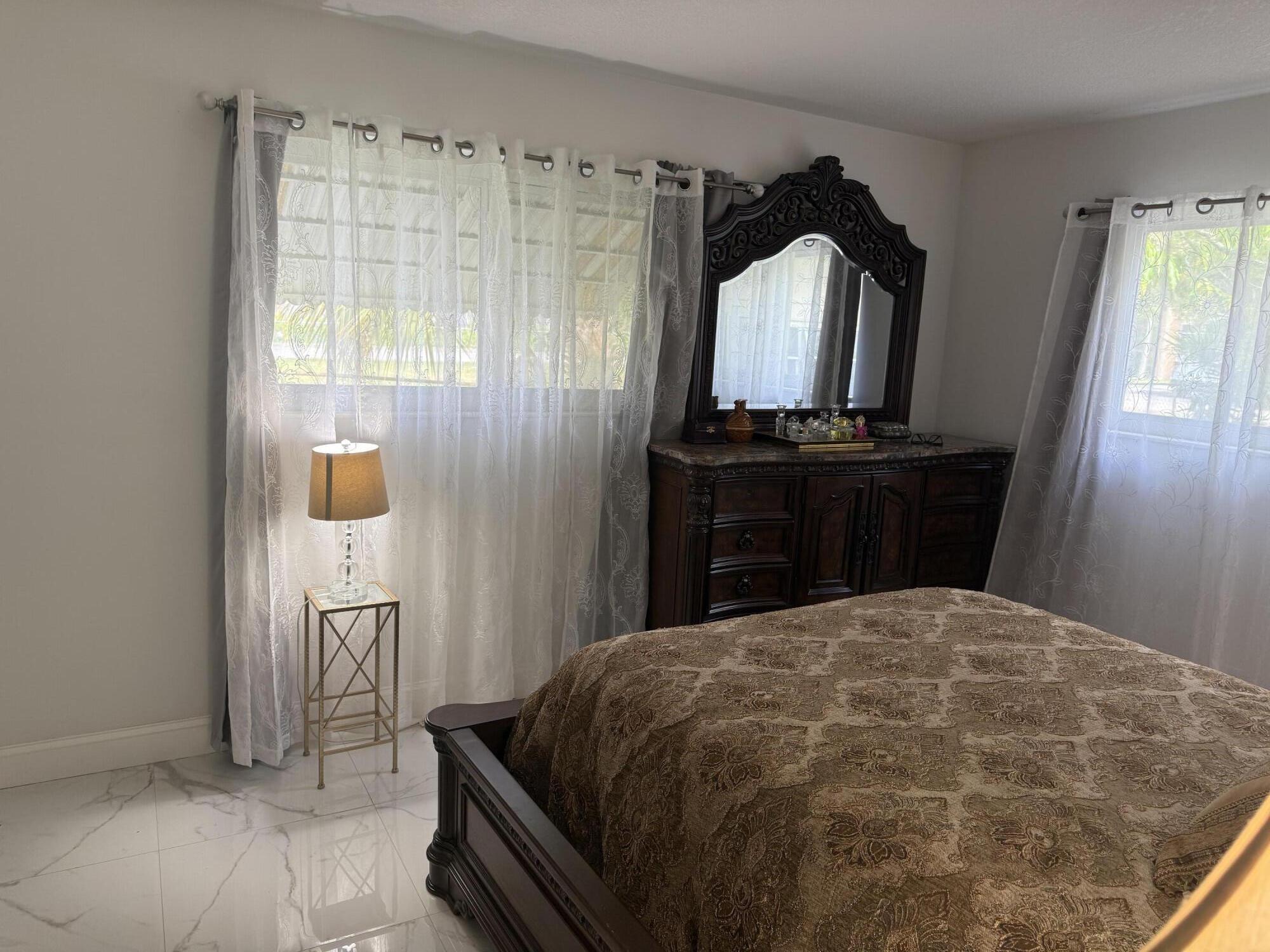 4150 NW 26th, Lauderhill FL 33313