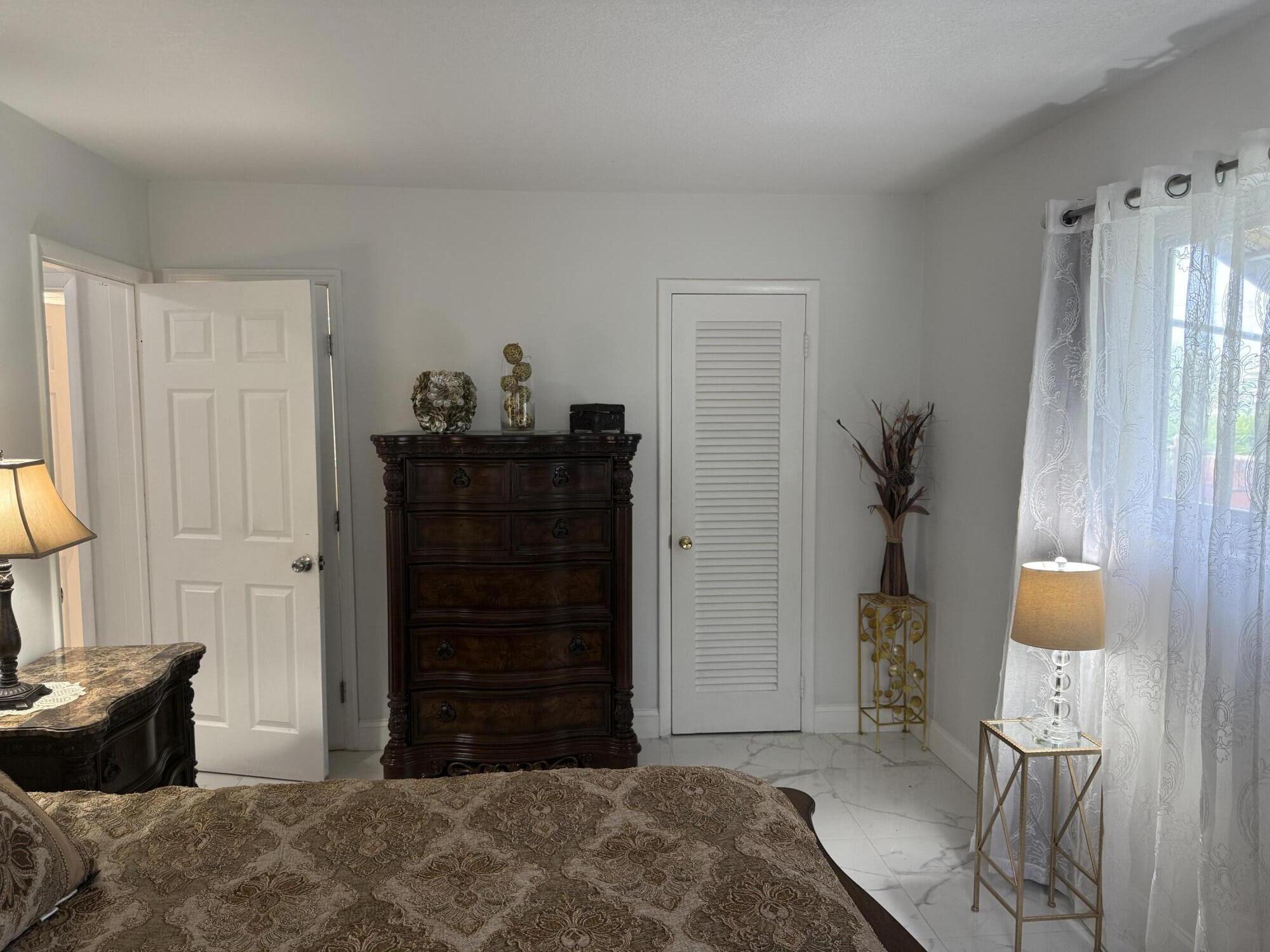 4150 NW 26th, Lauderhill FL 33313