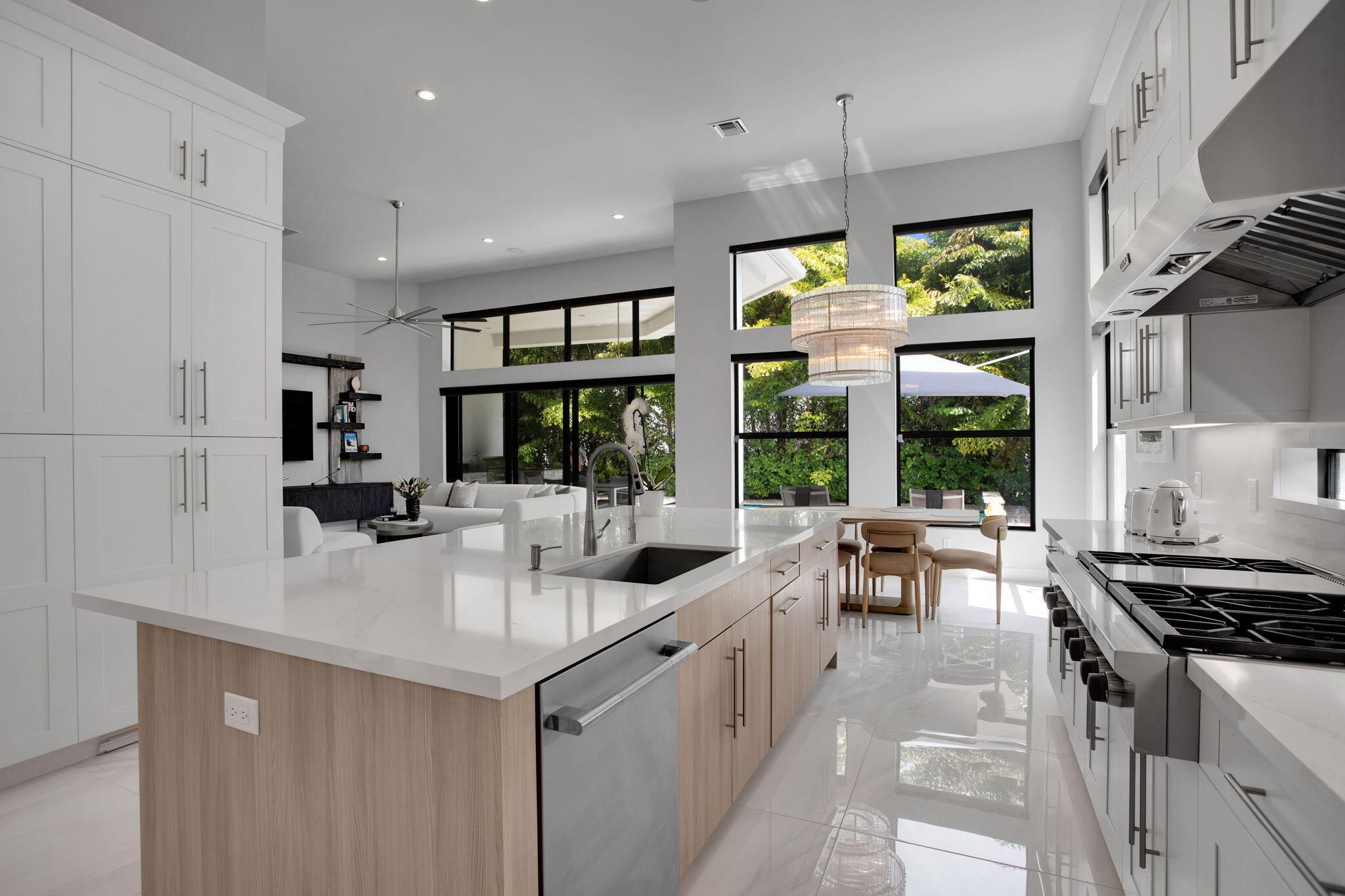 6903 NW 28th, Boca Raton FL 33496