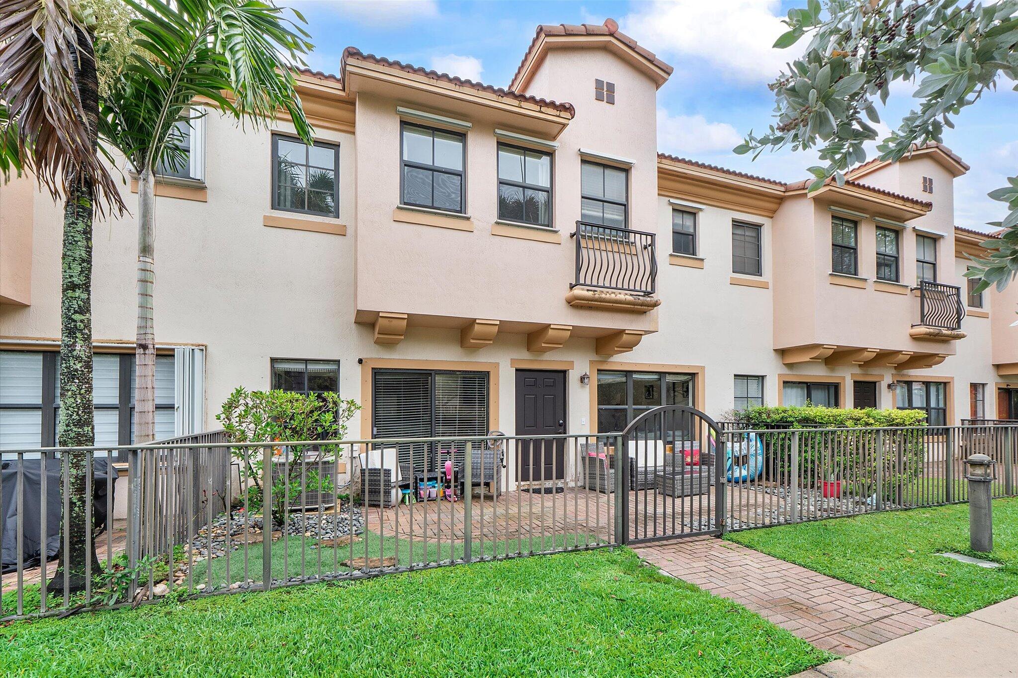 4755 Cypress #4755, Coconut Creek FL 33073