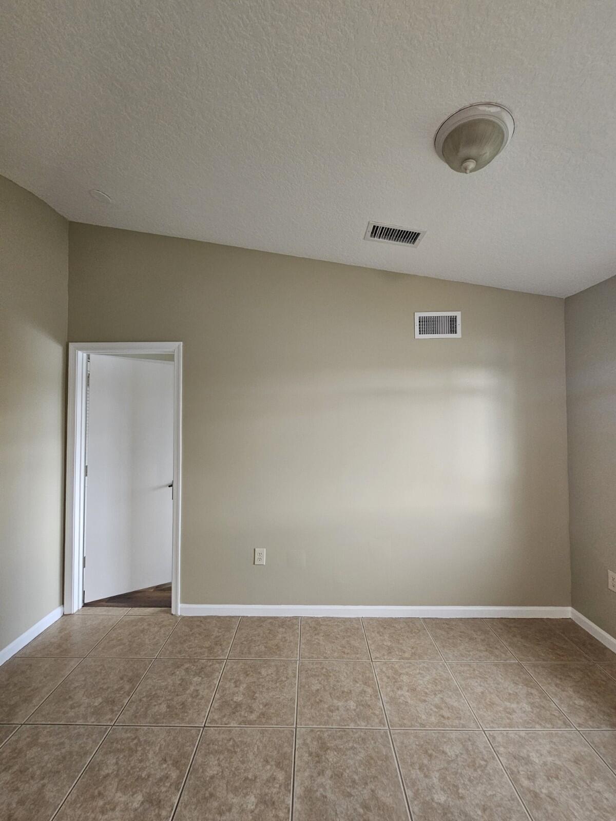 3490 Briar Bay #206, West Palm Beach FL 33411