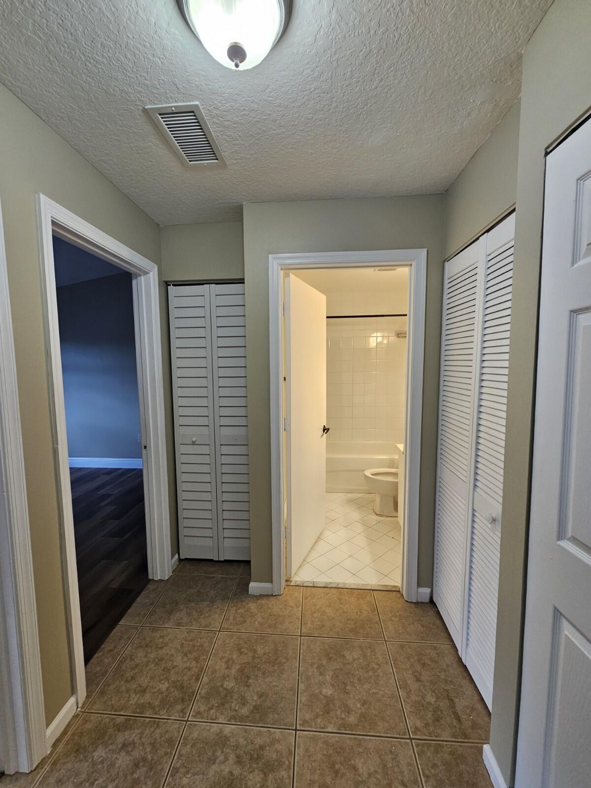 3490 Briar Bay #206, West Palm Beach FL 33411
