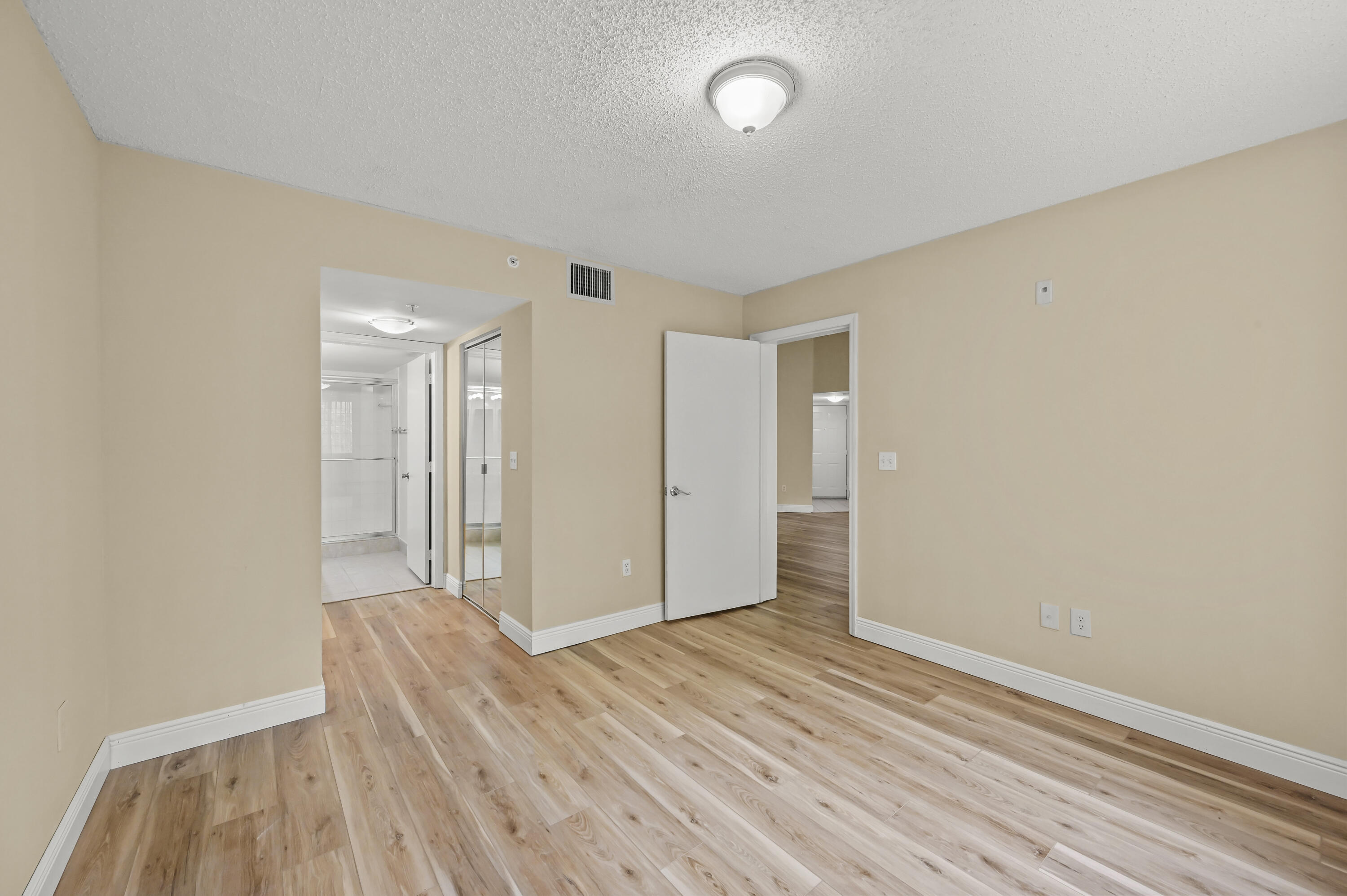 1100 S Crestwood Ct #1109, Royal Palm Beach FL 33411