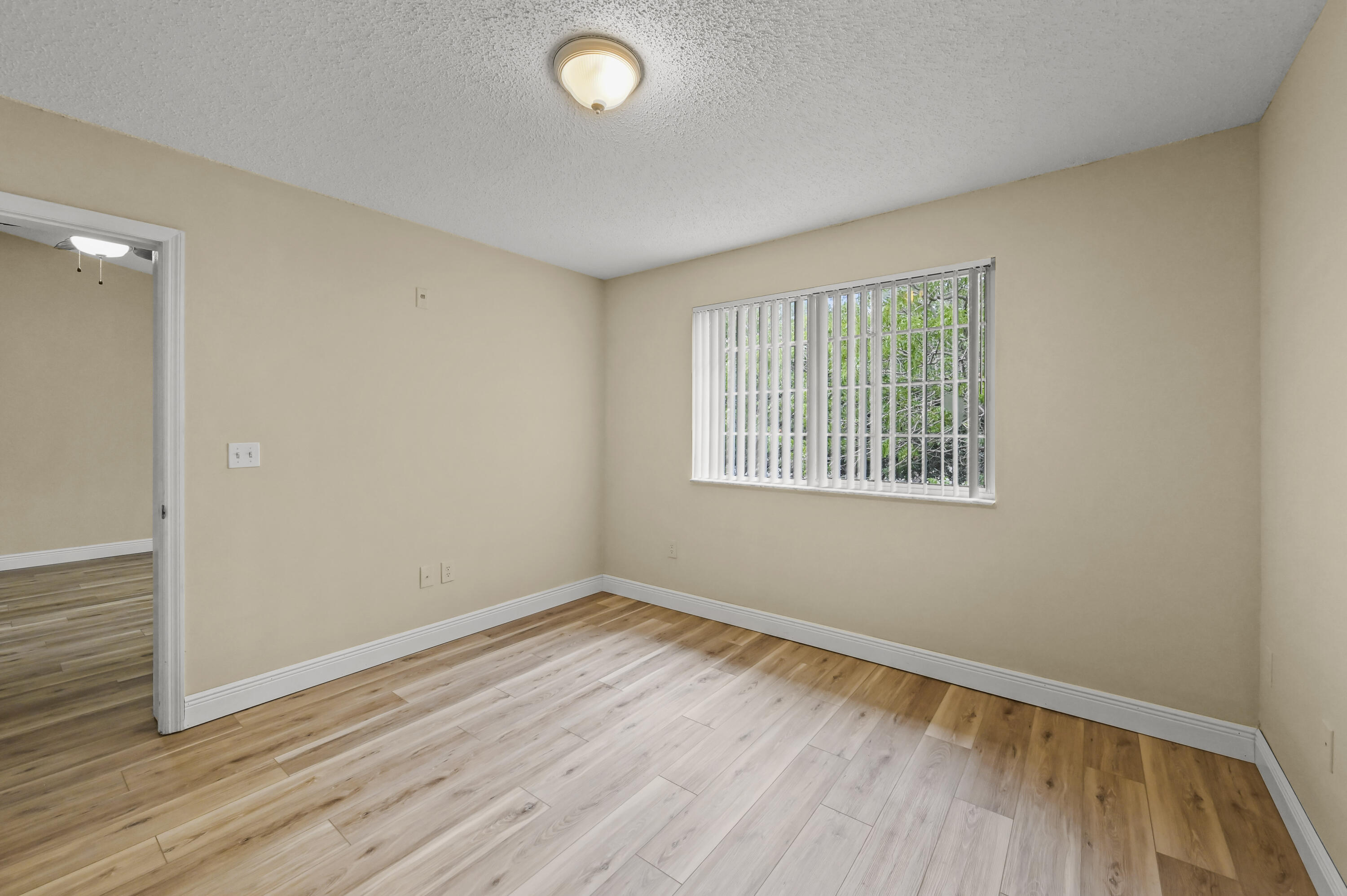 1100 S Crestwood Ct #1109, Royal Palm Beach FL 33411