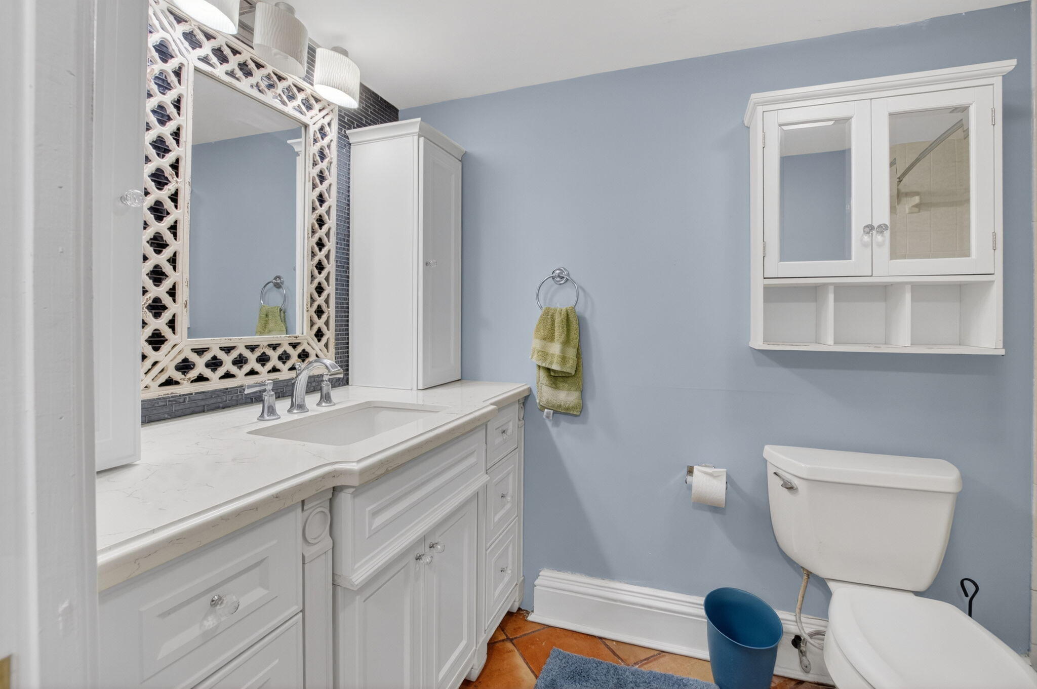 1202 S Lake #105, Lantana FL 33462
