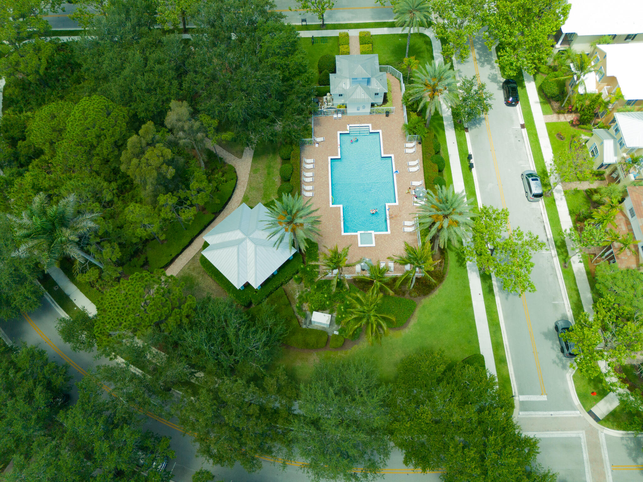 103 E Thatch Palm, Jupiter FL 33458
