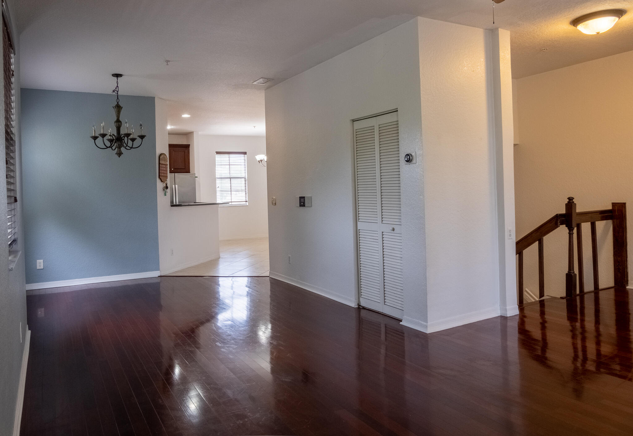 103 E Thatch Palm, Jupiter FL 33458