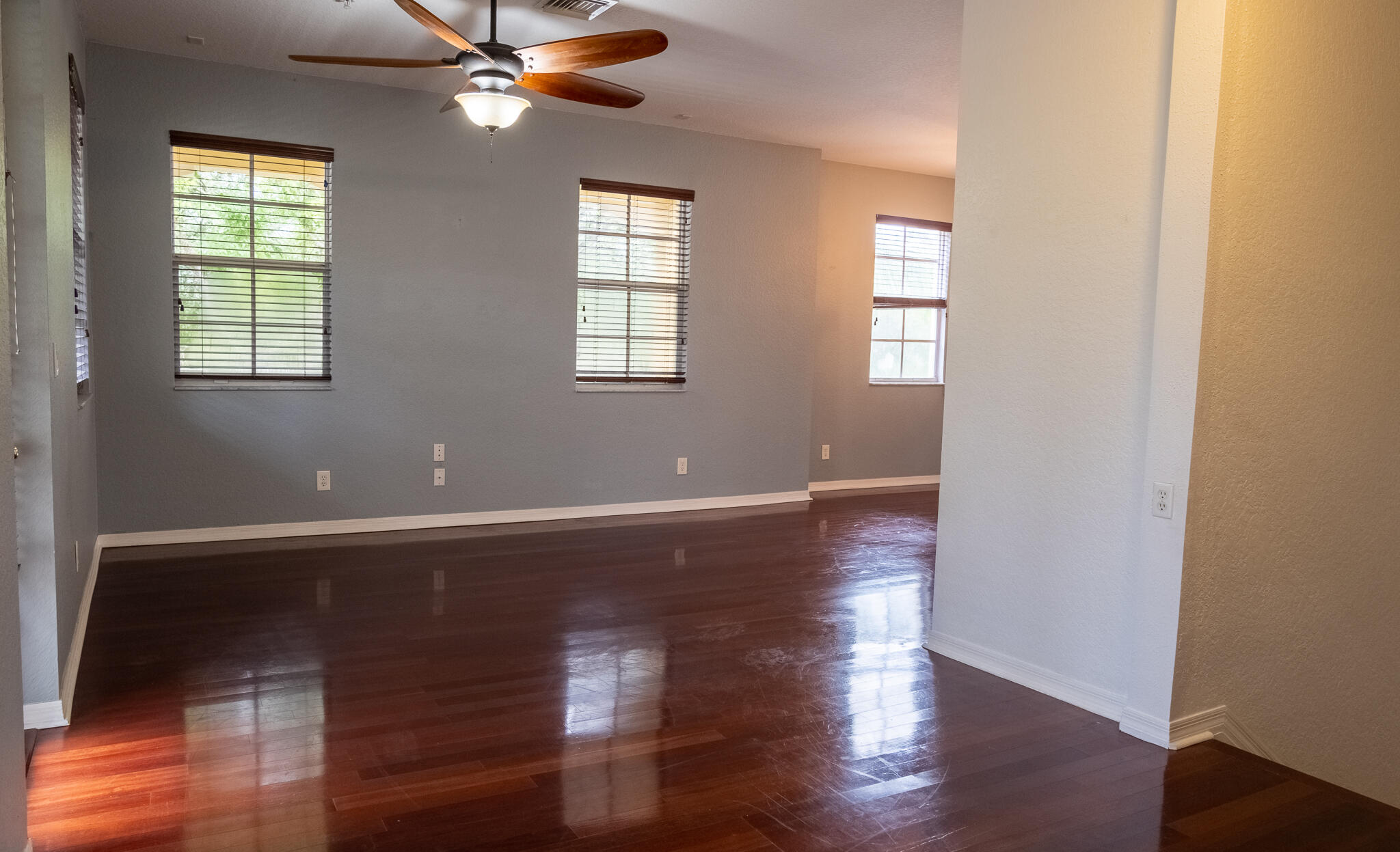 103 E Thatch Palm, Jupiter FL 33458