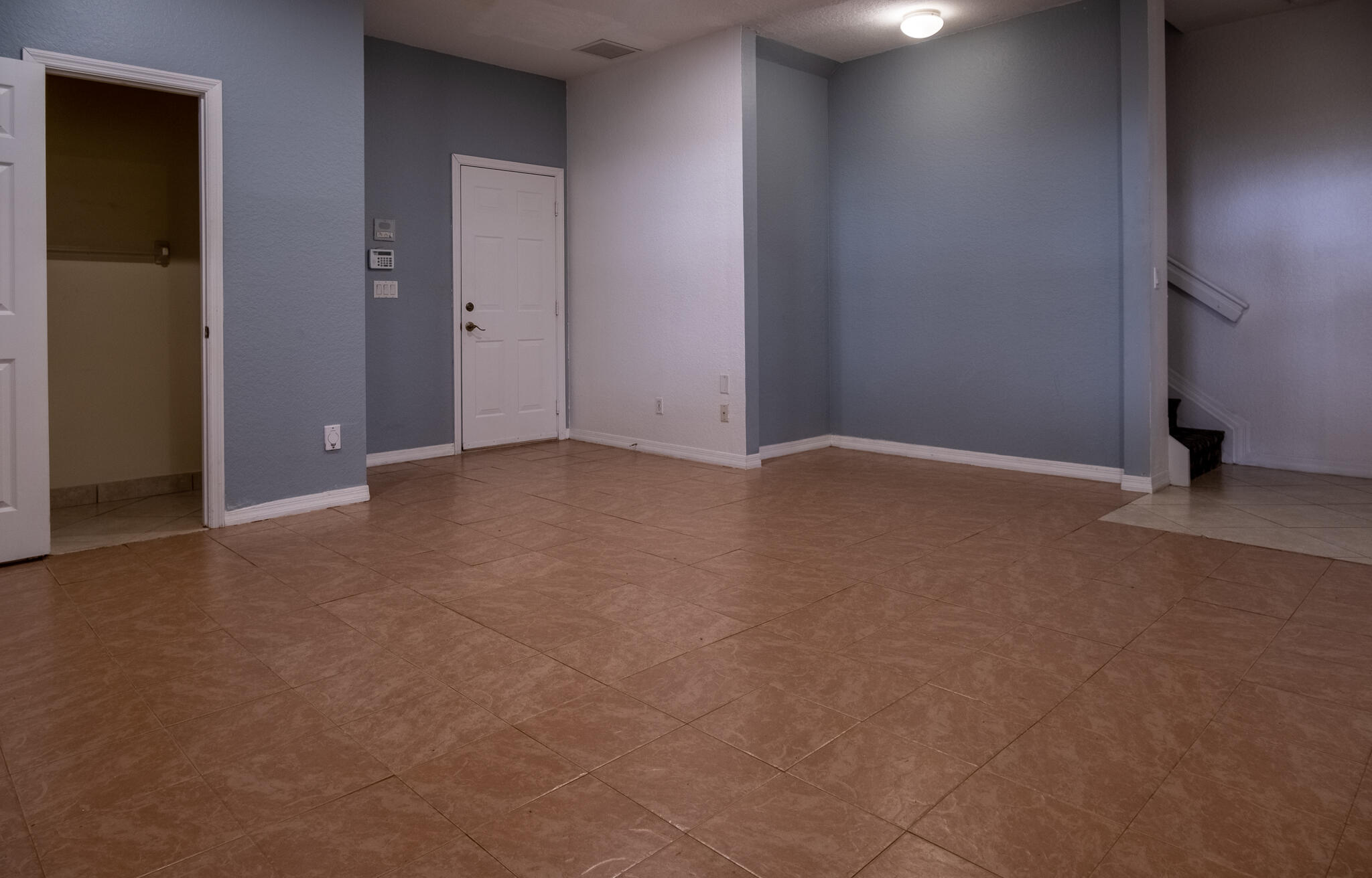 103 E Thatch Palm, Jupiter FL 33458