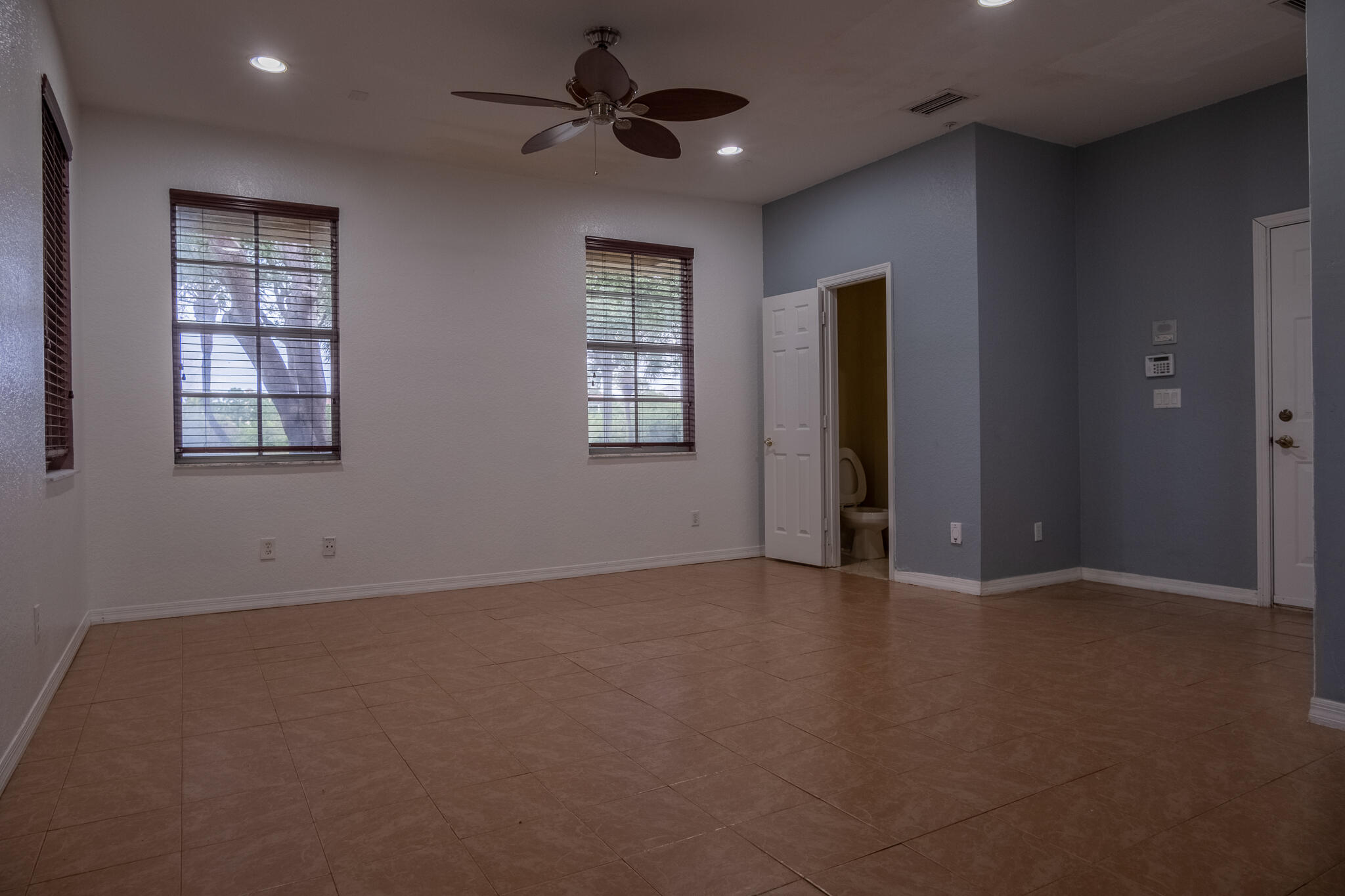 103 E Thatch Palm, Jupiter FL 33458