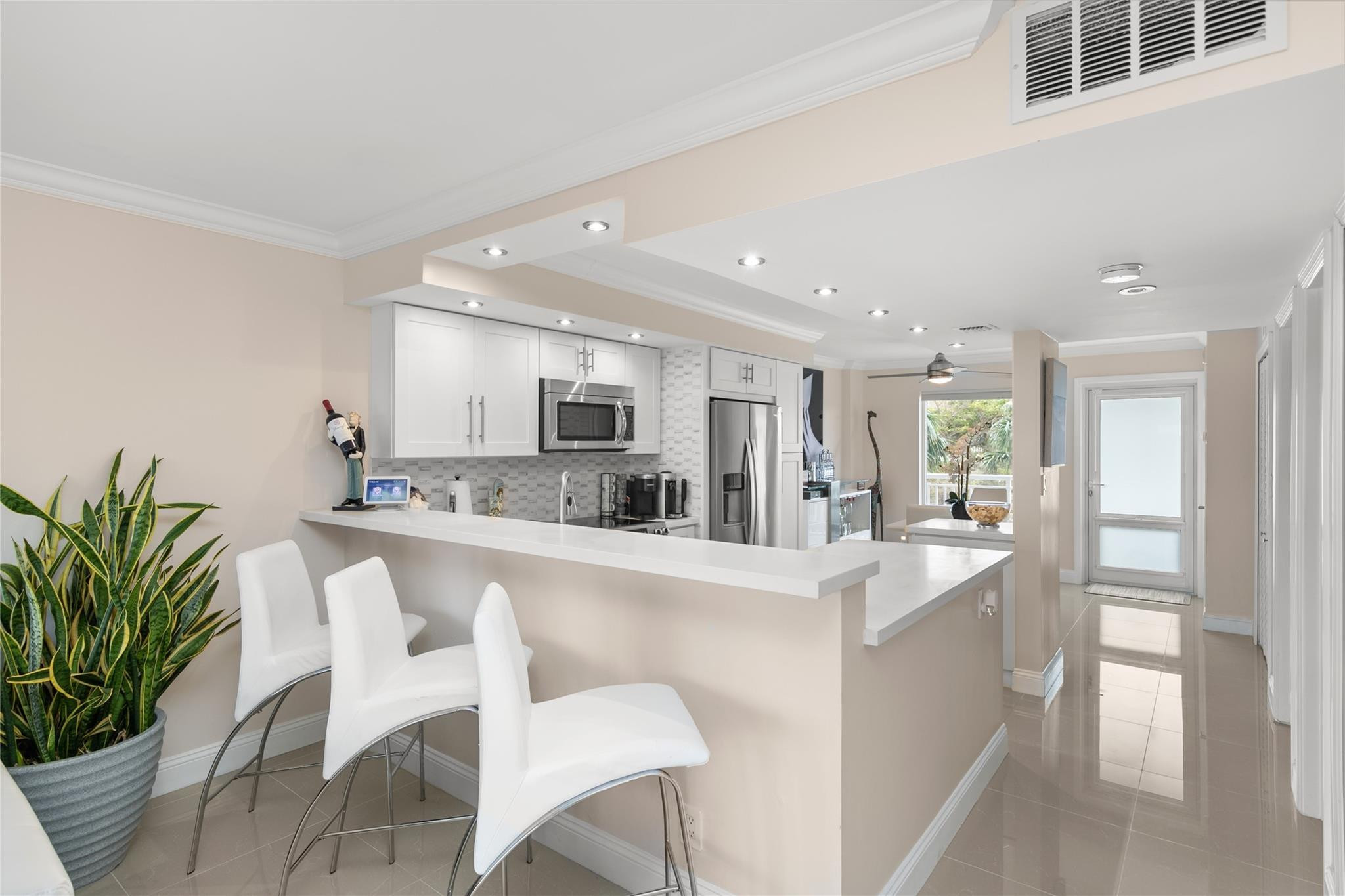 2611 N Riverside #307, Pompano Beach FL 33062