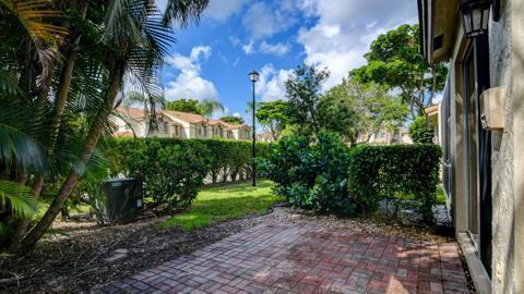6784 Via Regina, Boca Raton FL 33433