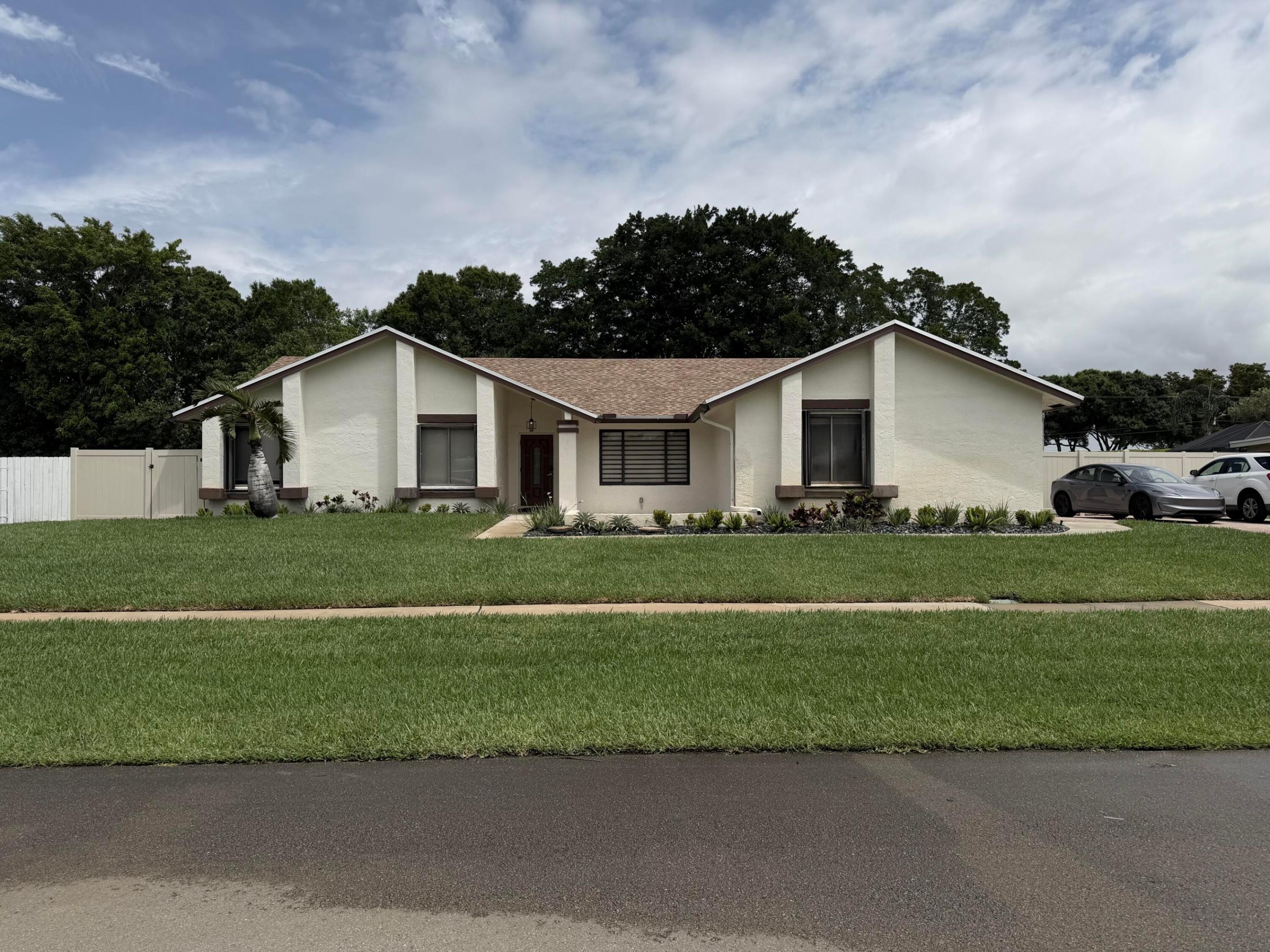 18235 104th, Boca Raton FL 33498