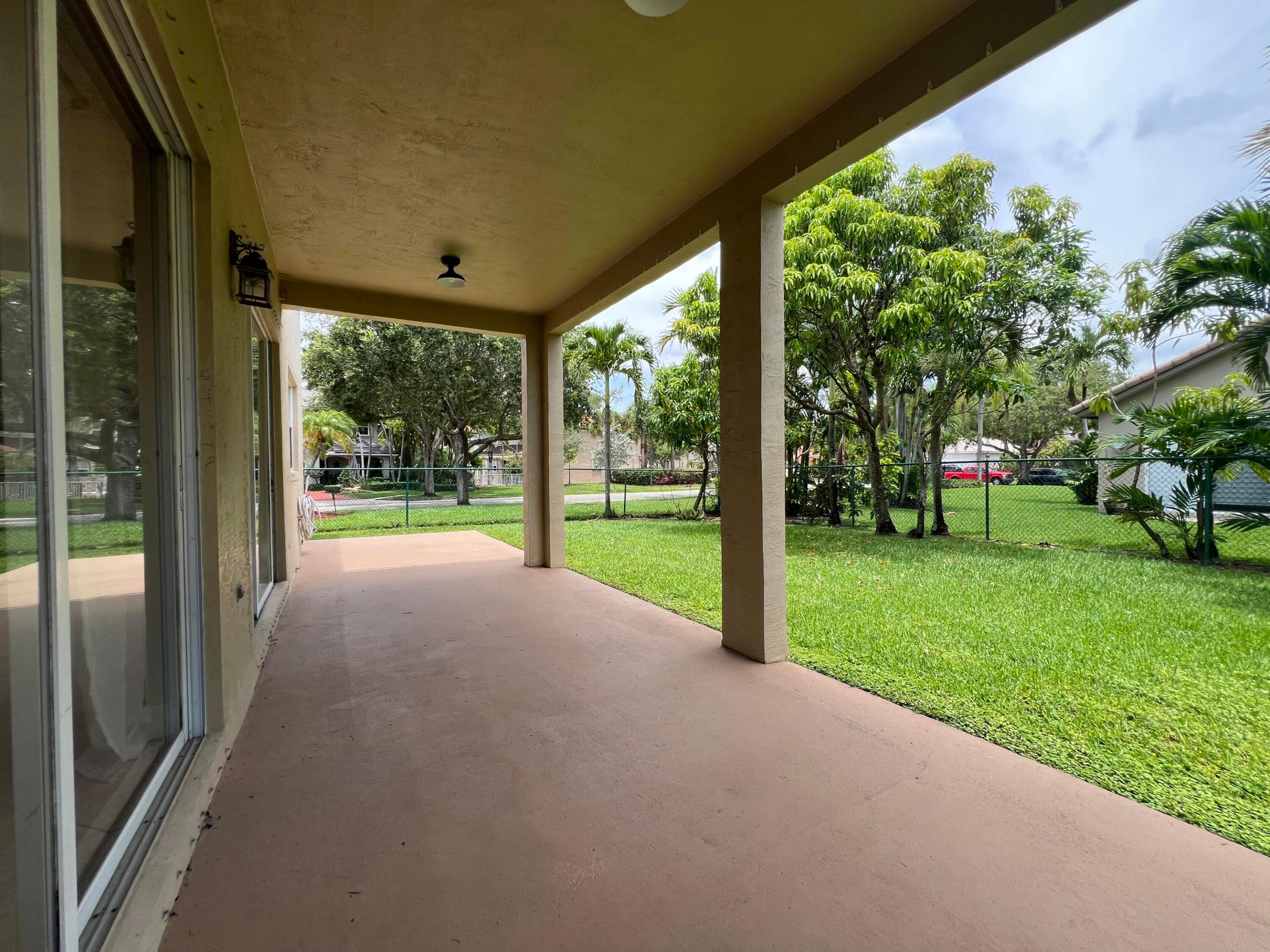 16447 SW 1st, Pembroke Pines FL 33027