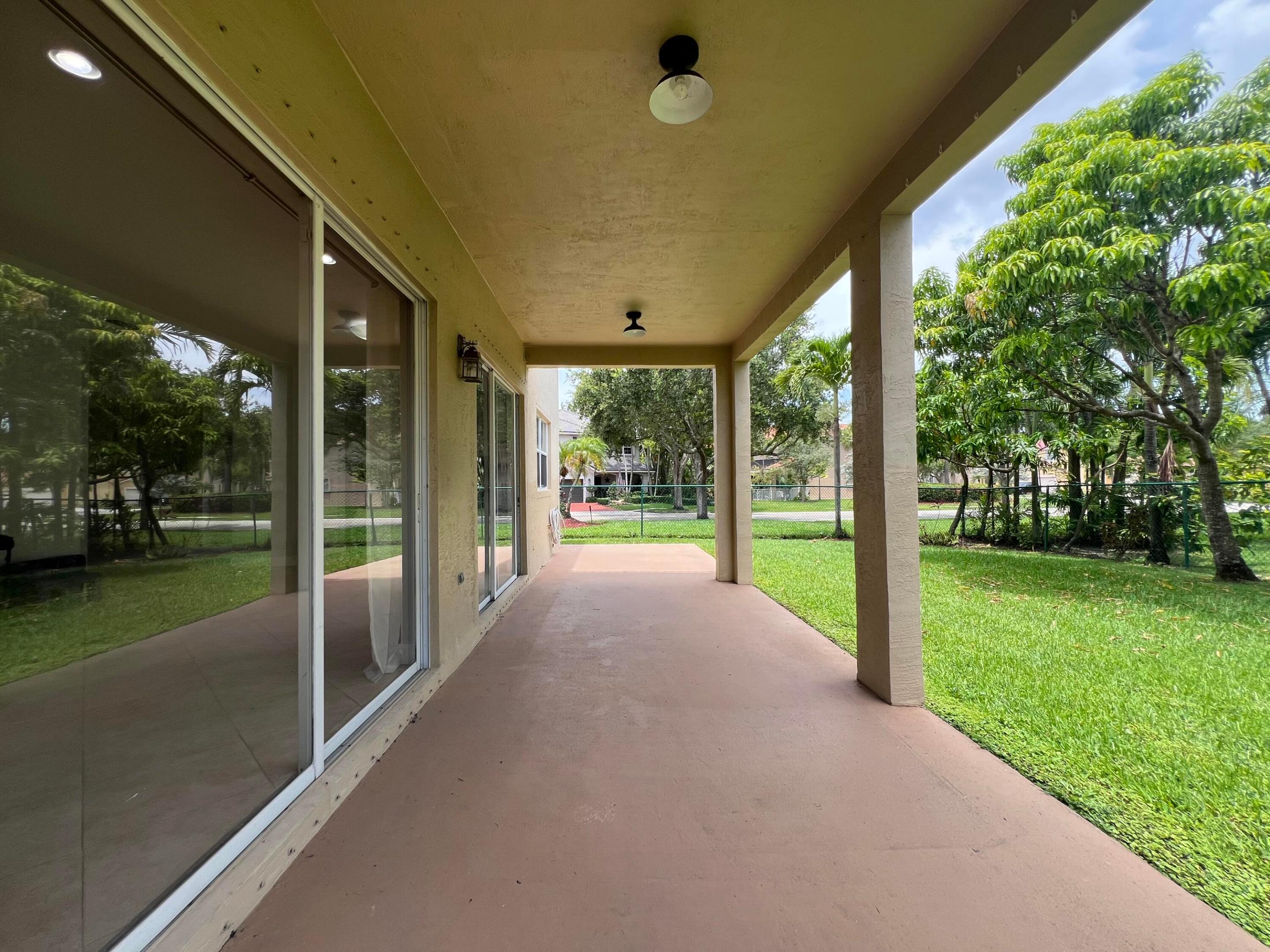 16447 SW 1st, Pembroke Pines FL 33027