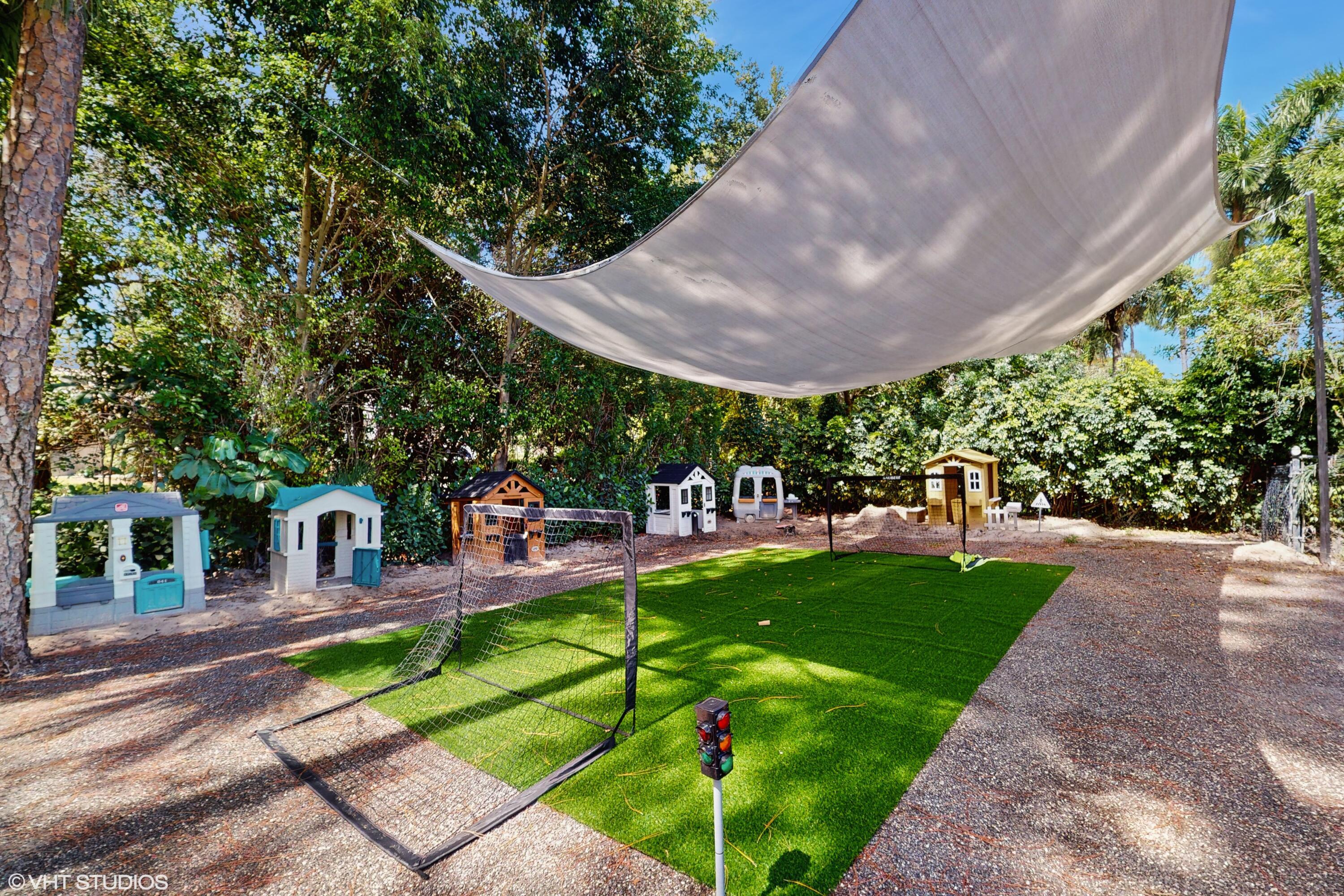 377 Squire, Wellington FL 33414