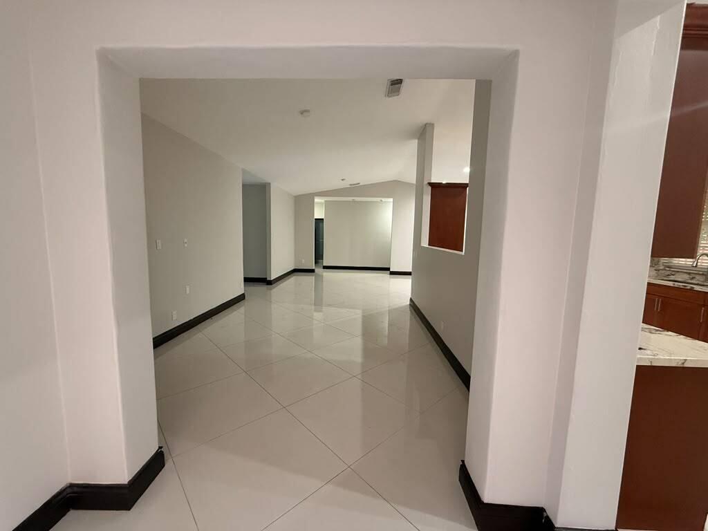9141 NW 152nd, Miami Lakes FL 33018