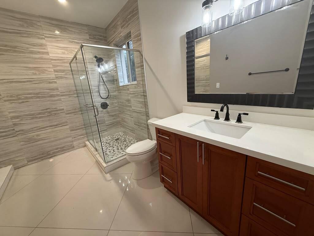 9141 NW 152nd, Miami Lakes FL 33018