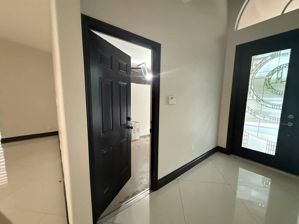 9141 NW 152nd, Miami Lakes FL 33018