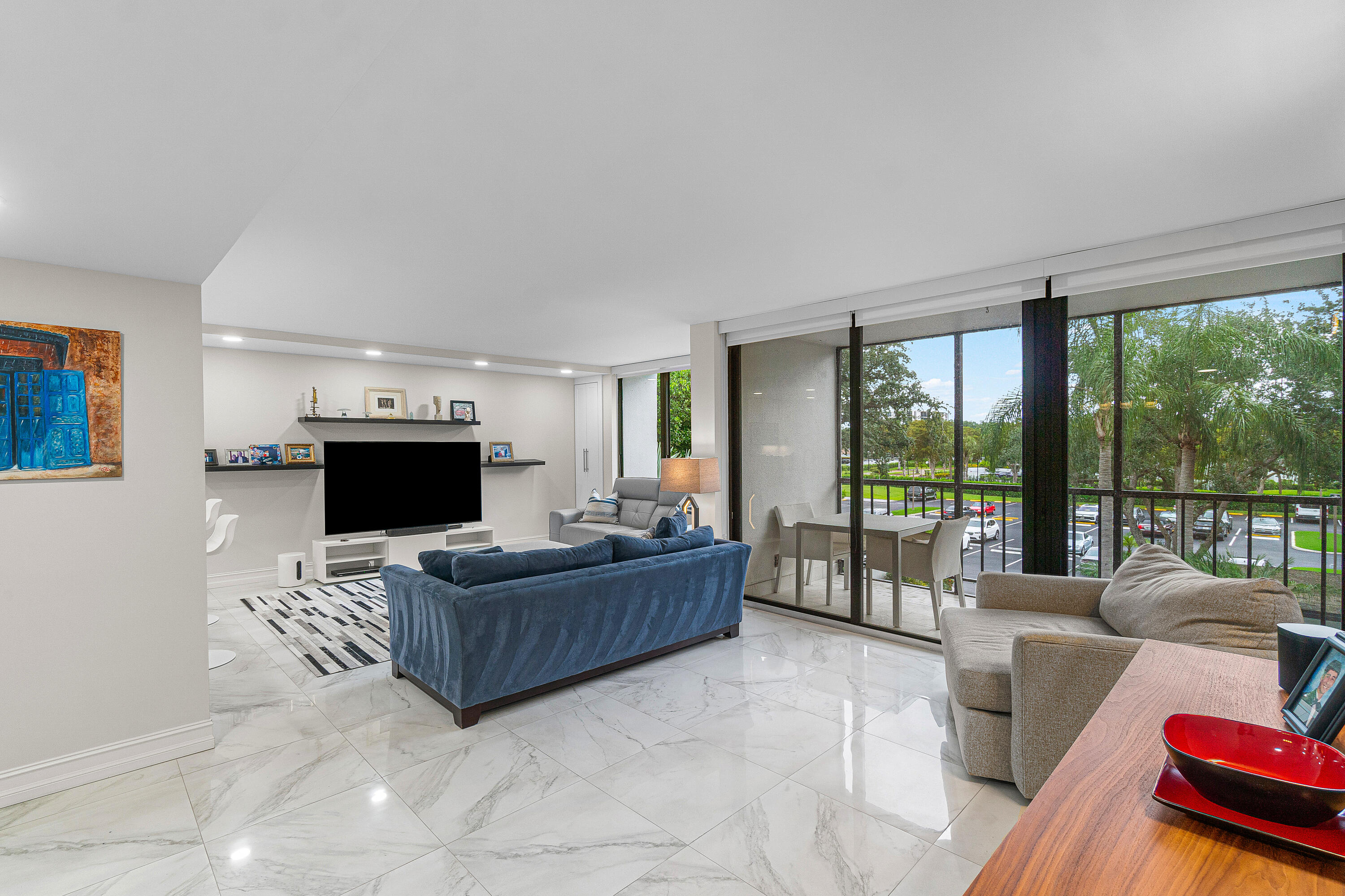7768 Lakeside #533, Boca Raton FL 33434