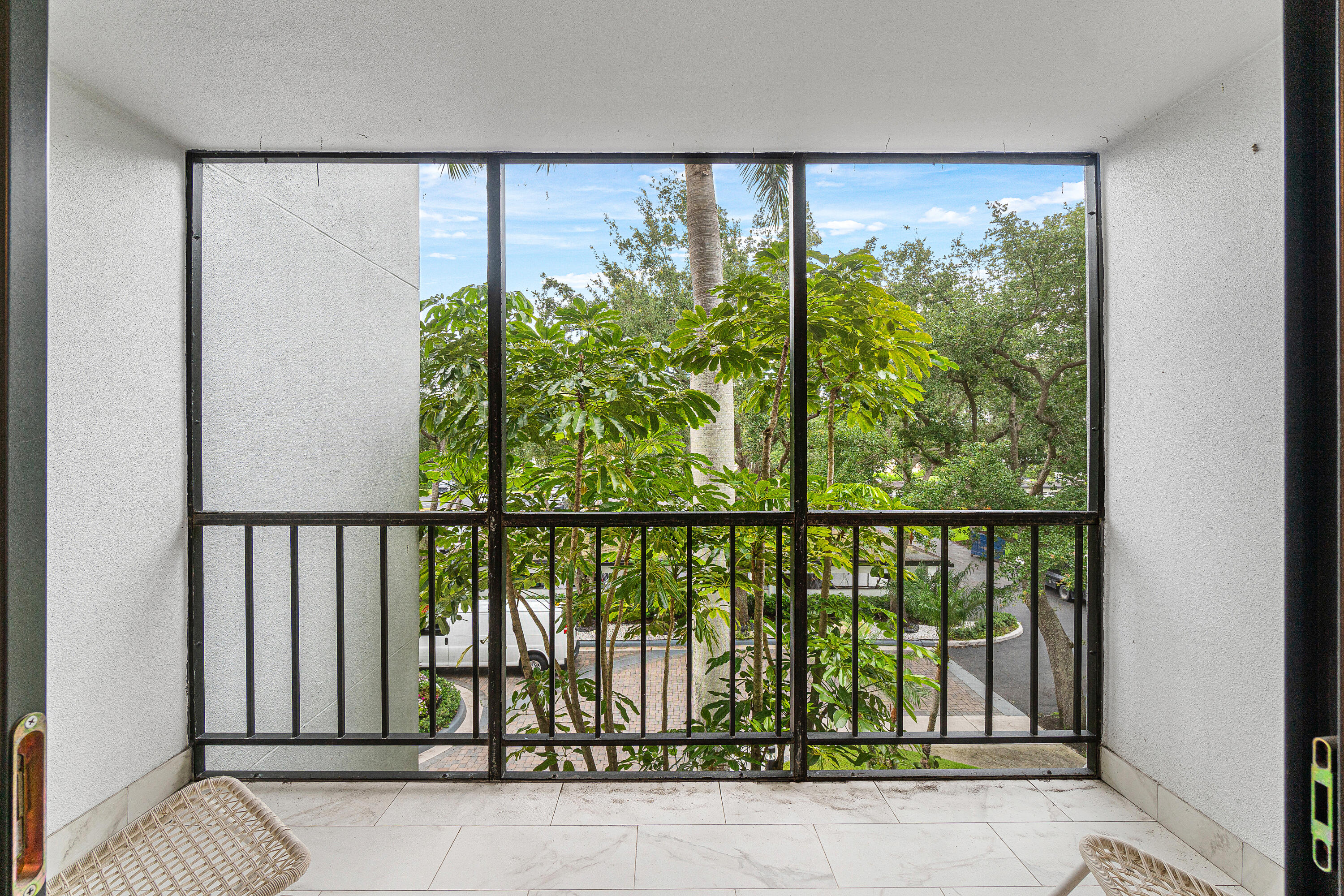 7768 Lakeside #533, Boca Raton FL 33434