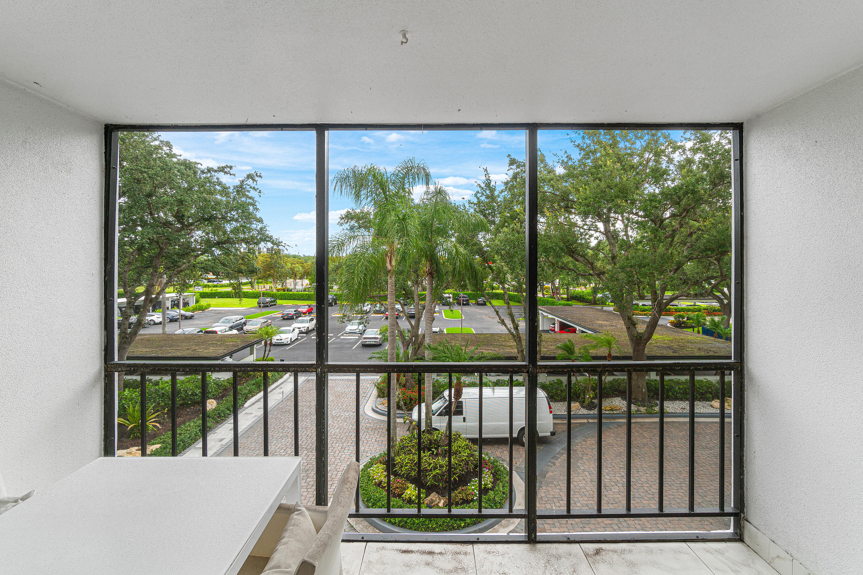 7768 Lakeside #533, Boca Raton FL 33434