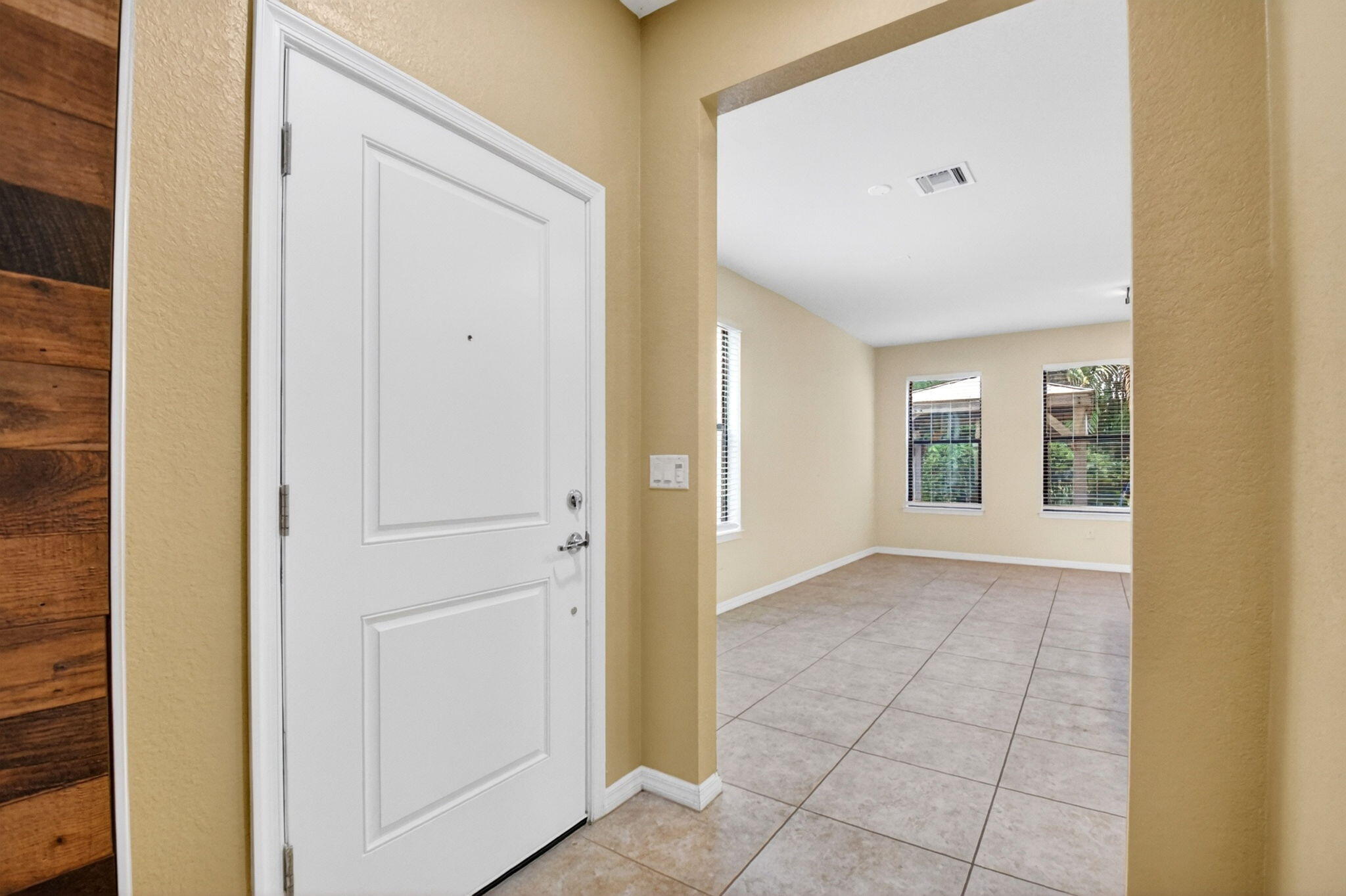 2833 Troubadour #2833, Palm Springs FL 33406