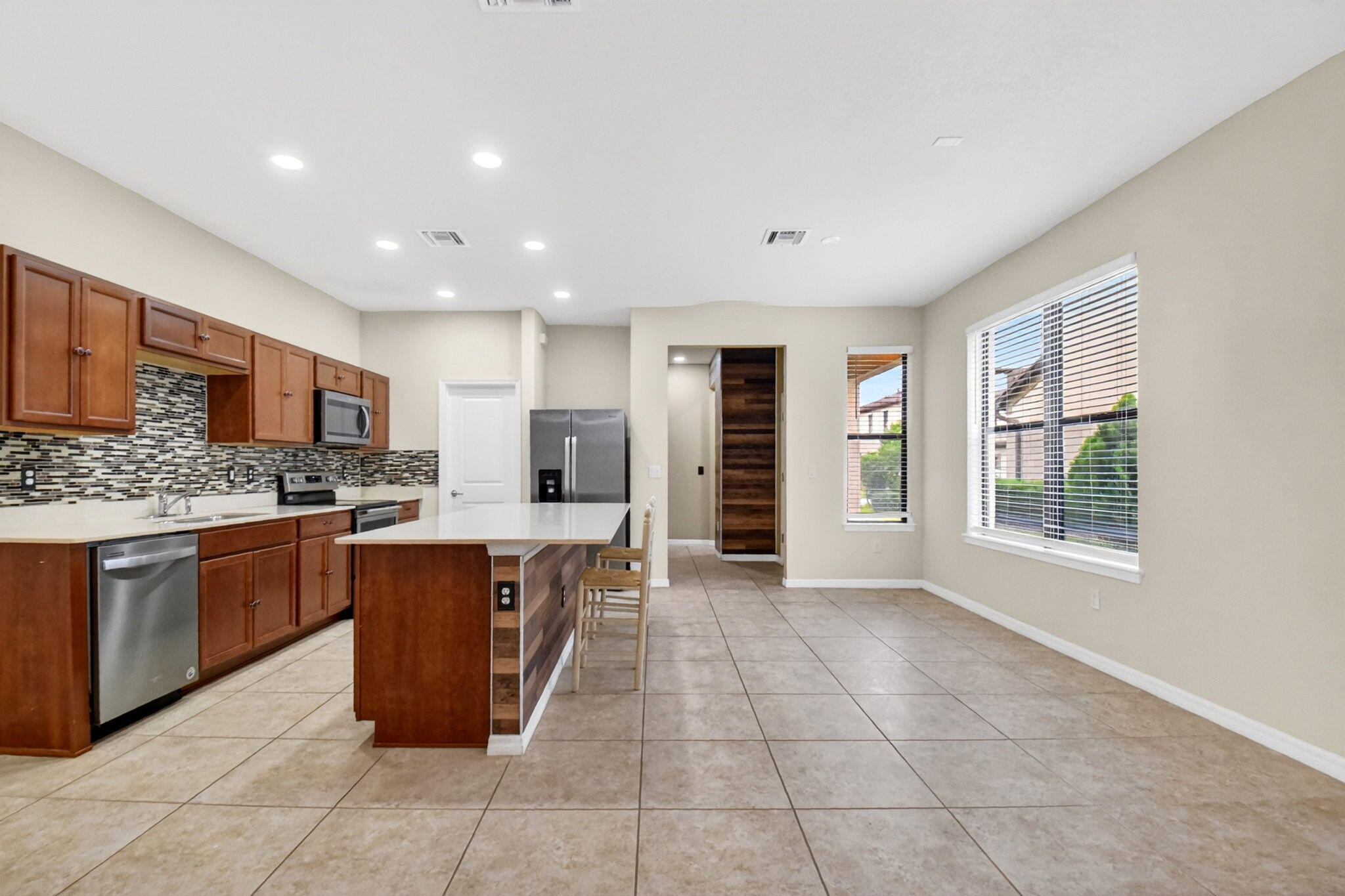 2833 Troubadour #2833, Palm Springs FL 33406