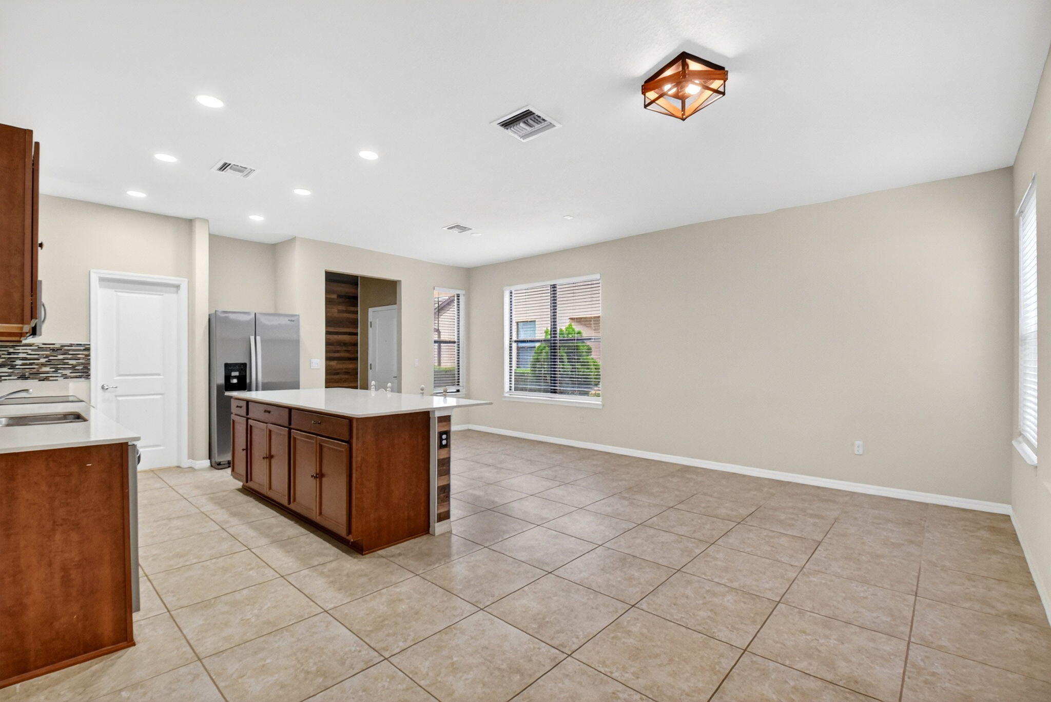 2833 Troubadour #2833, Palm Springs FL 33406