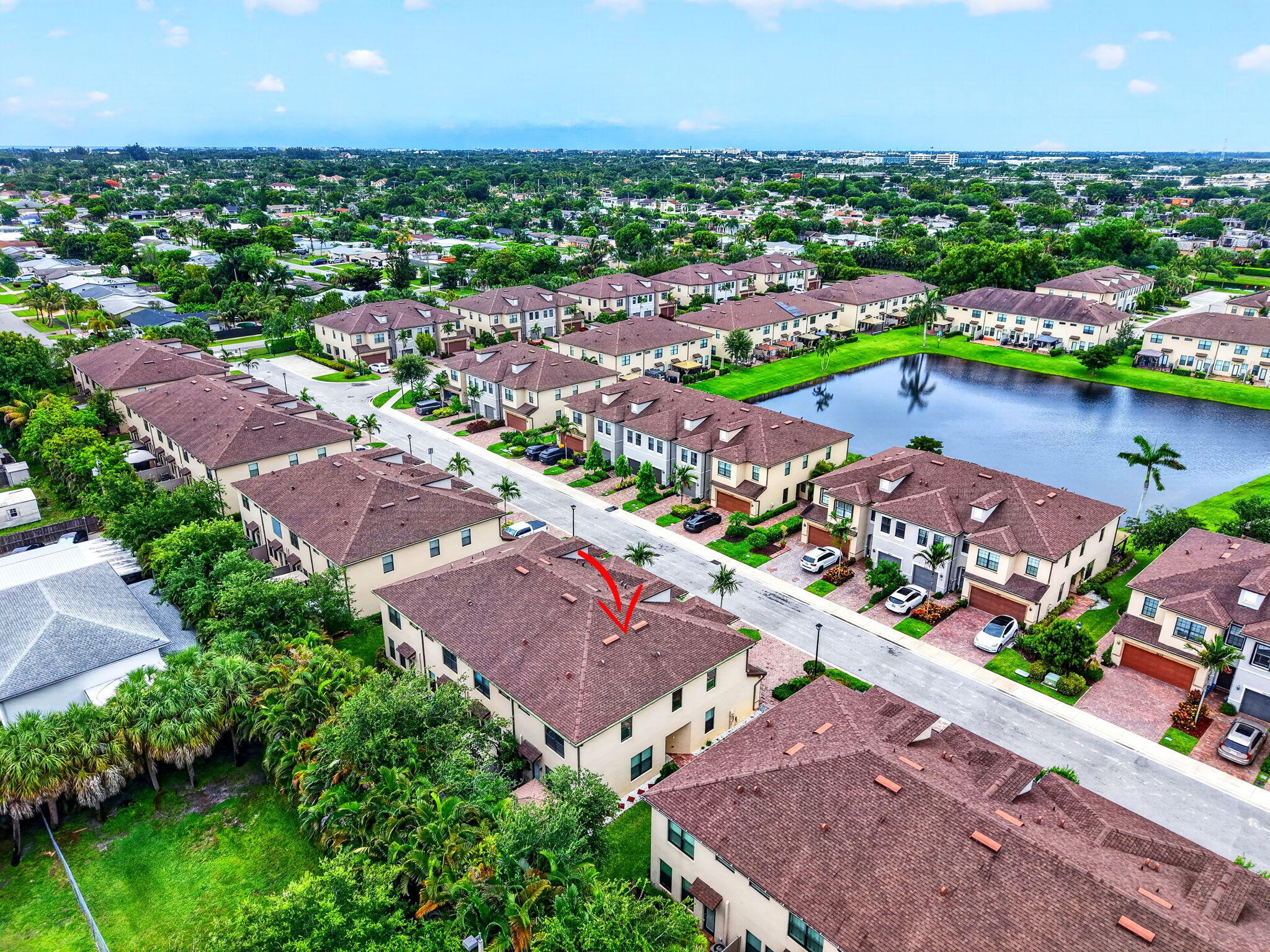 2833 Troubadour #2833, Palm Springs FL 33406