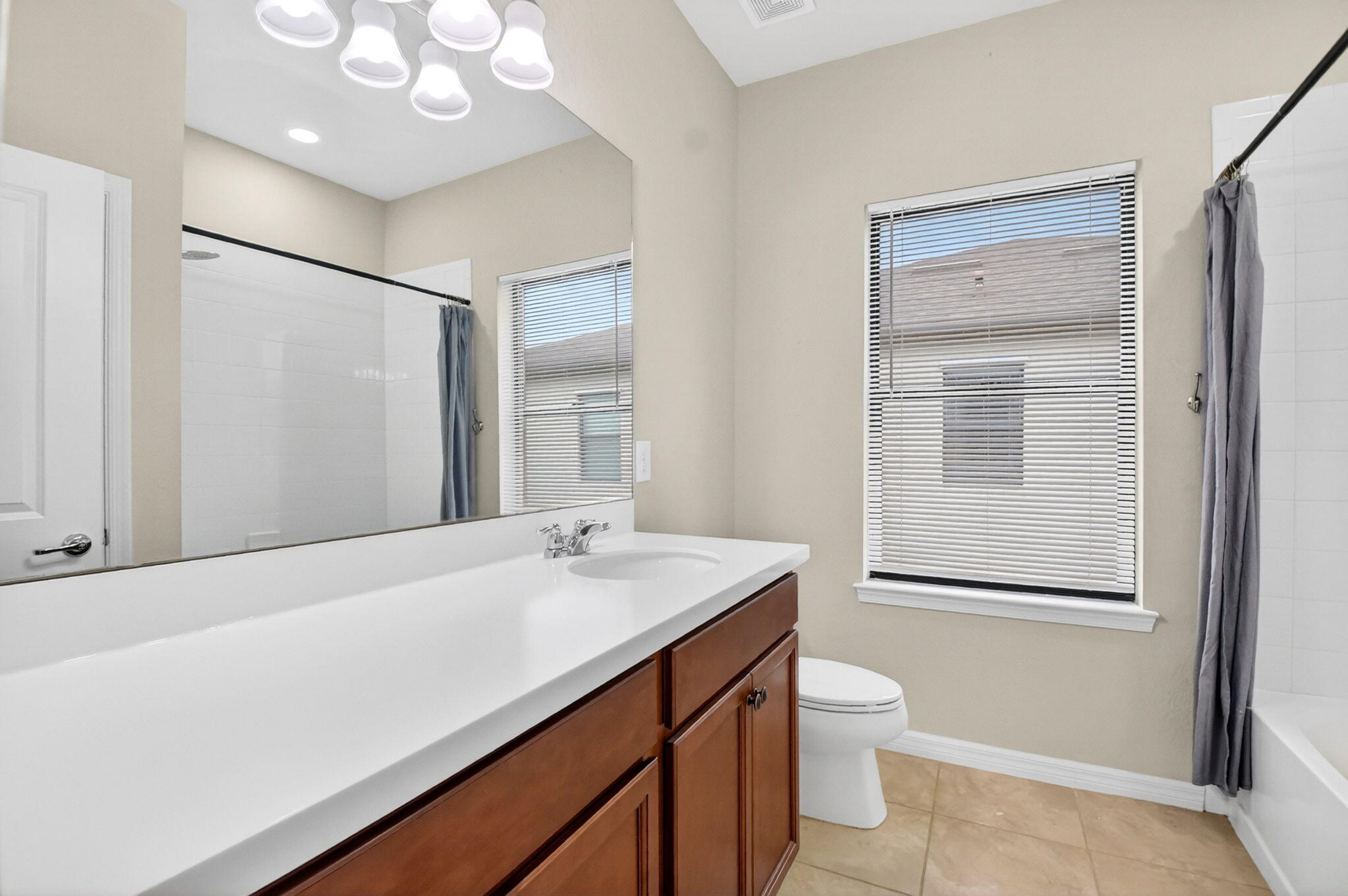 2833 Troubadour #2833, Palm Springs FL 33406