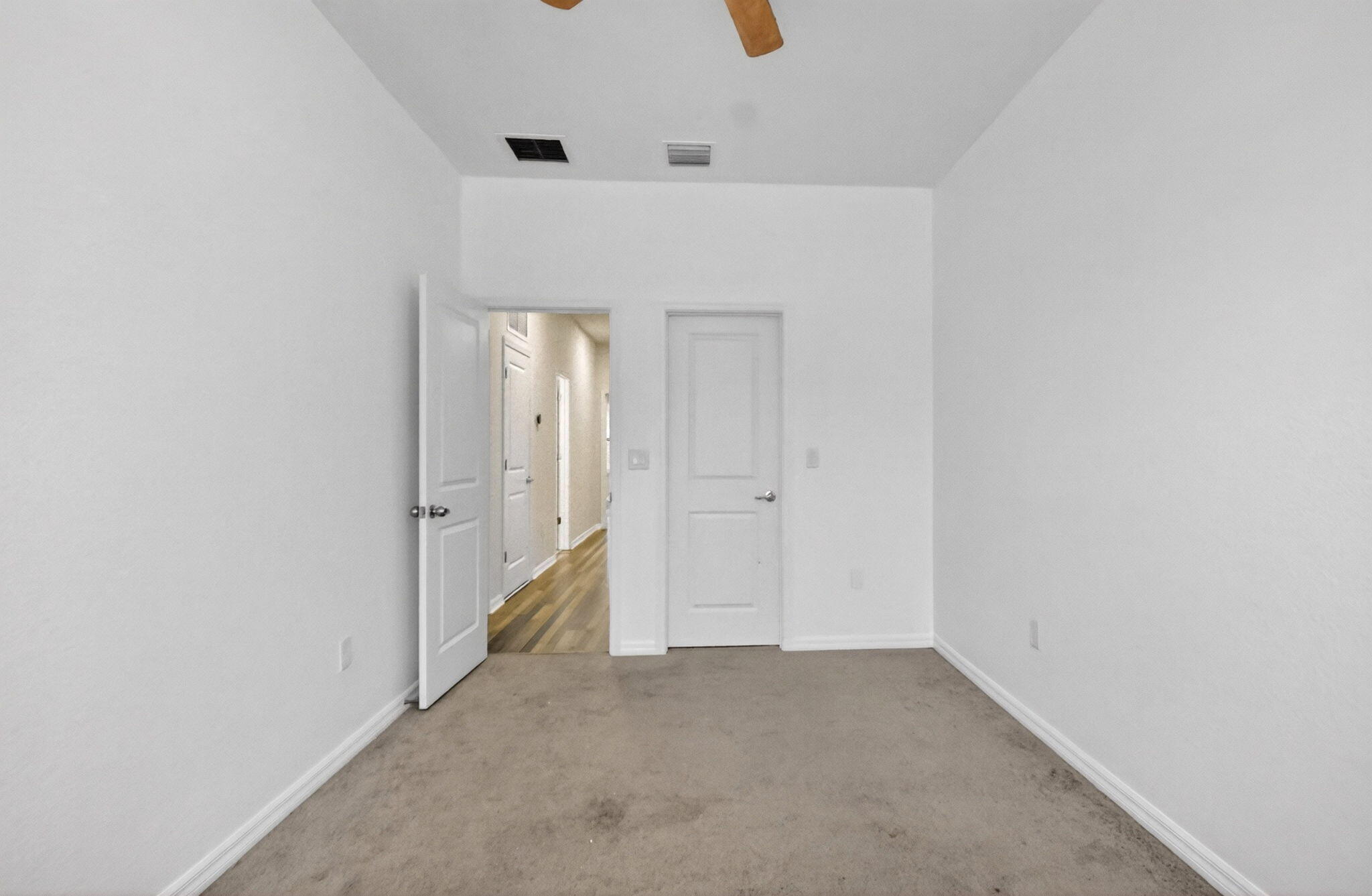2833 Troubadour #2833, Palm Springs FL 33406