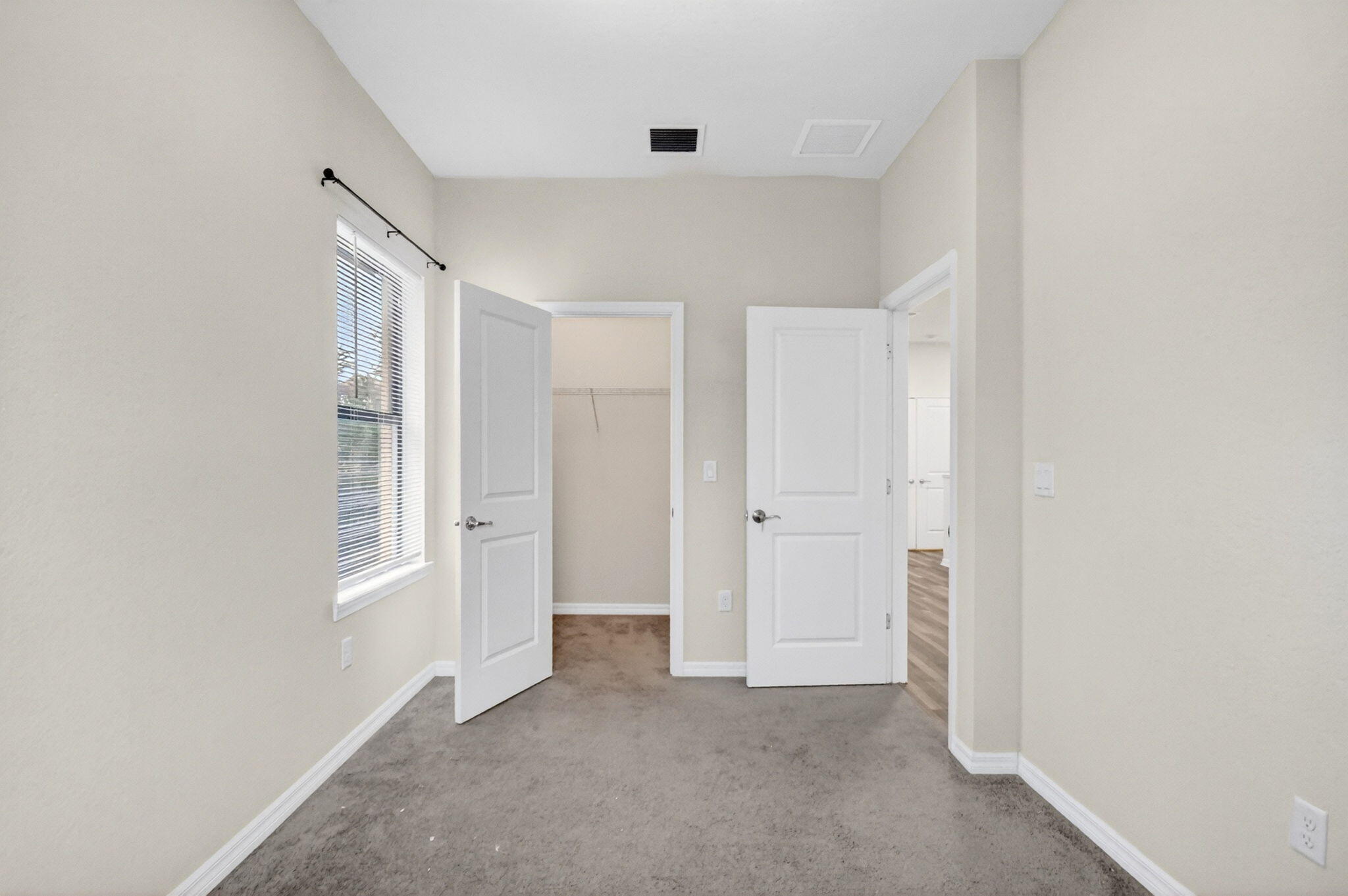 2833 Troubadour #2833, Palm Springs FL 33406