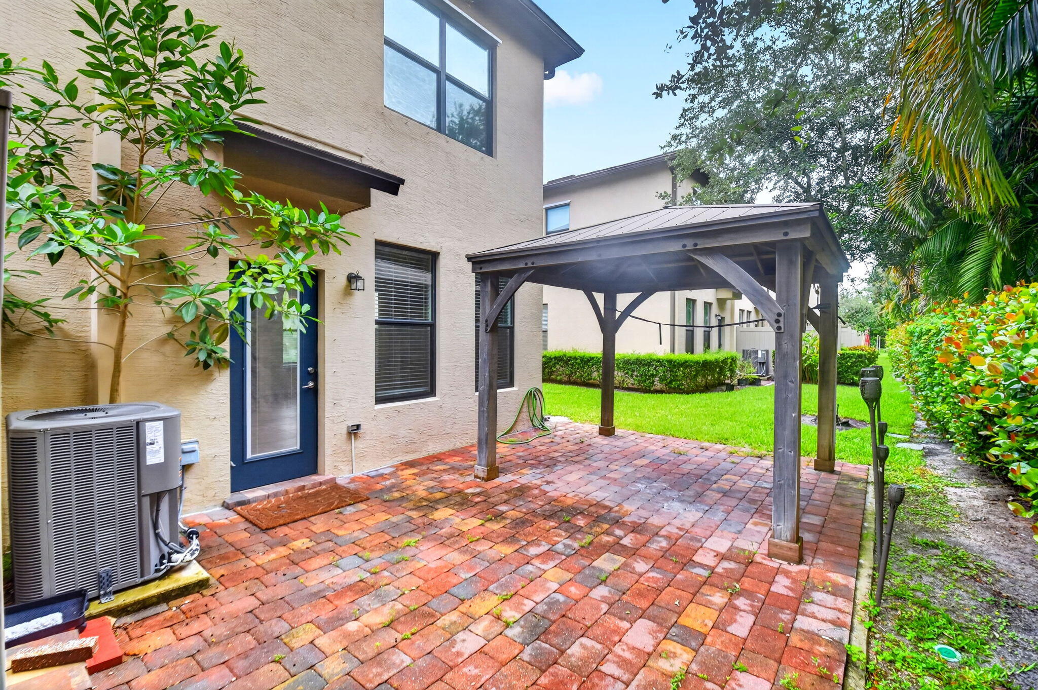 2833 Troubadour #2833, Palm Springs FL 33406