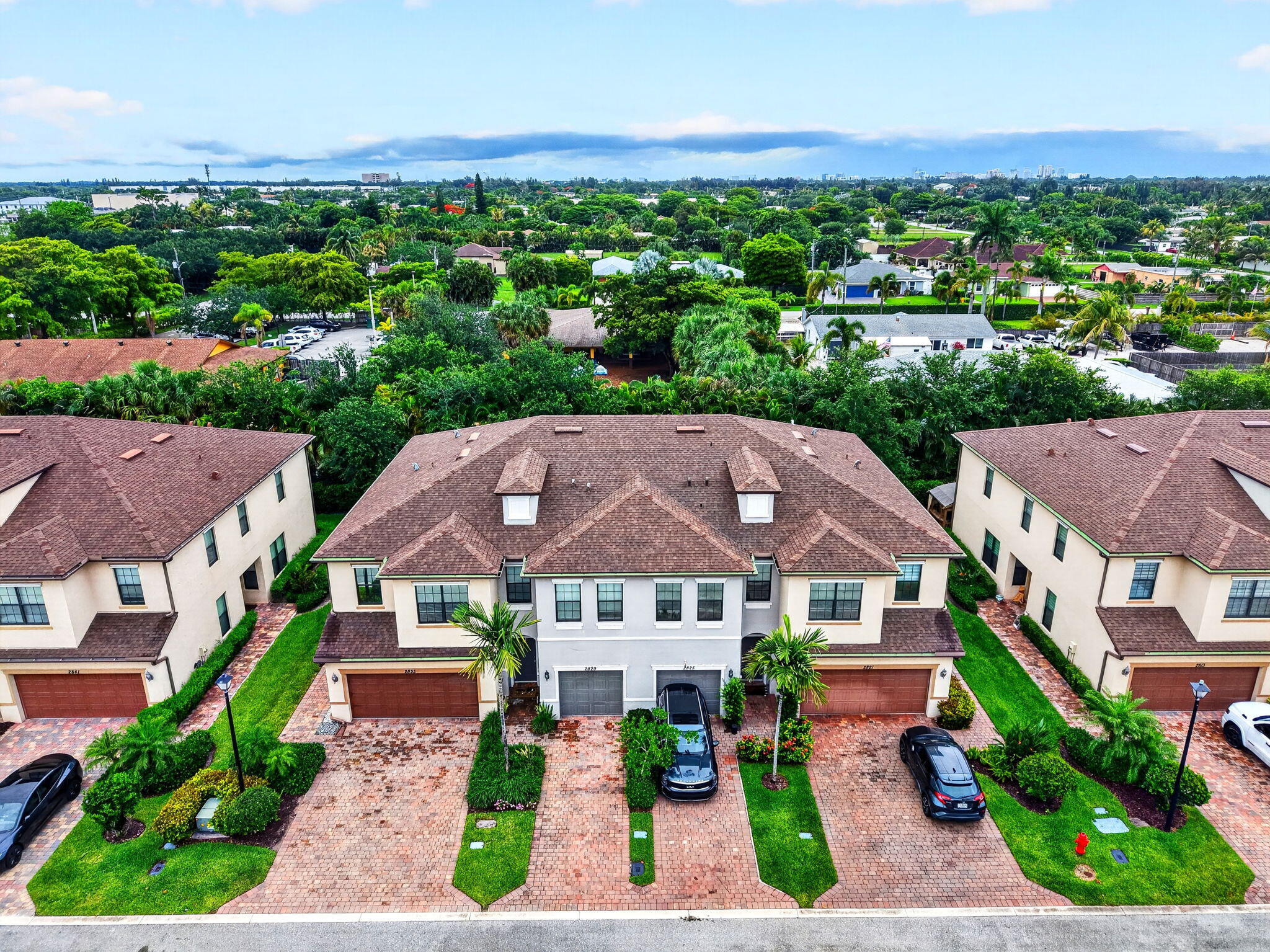 2833 Troubadour #2833, Palm Springs FL 33406