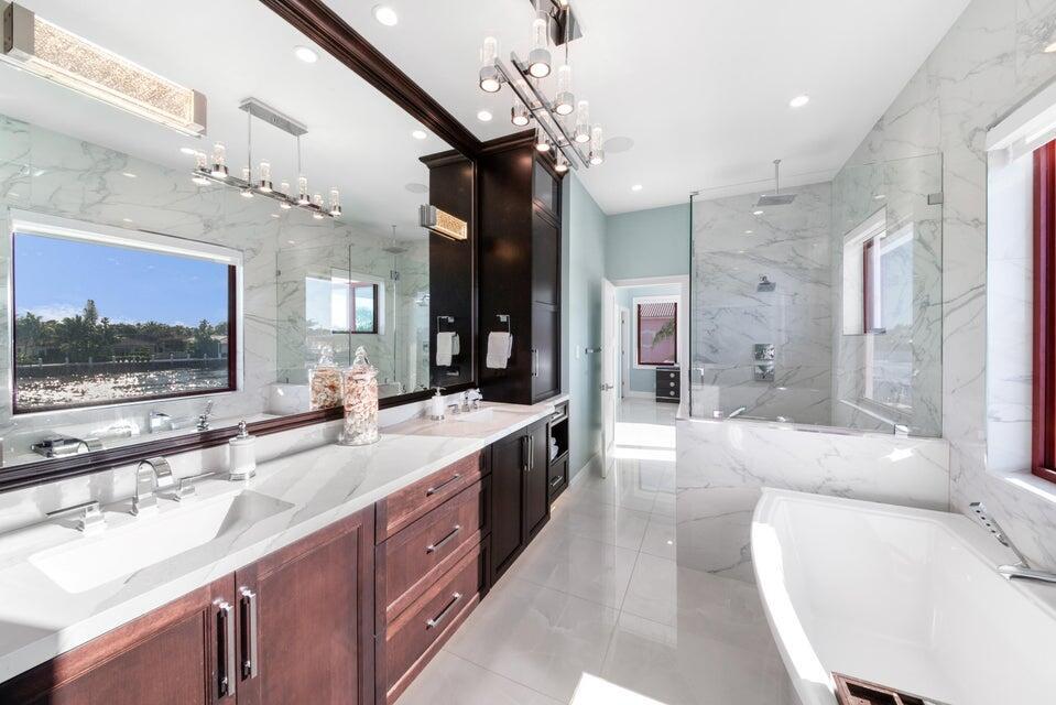 4555 W Tradewinds, Lauderdale By The Sea FL 33308
