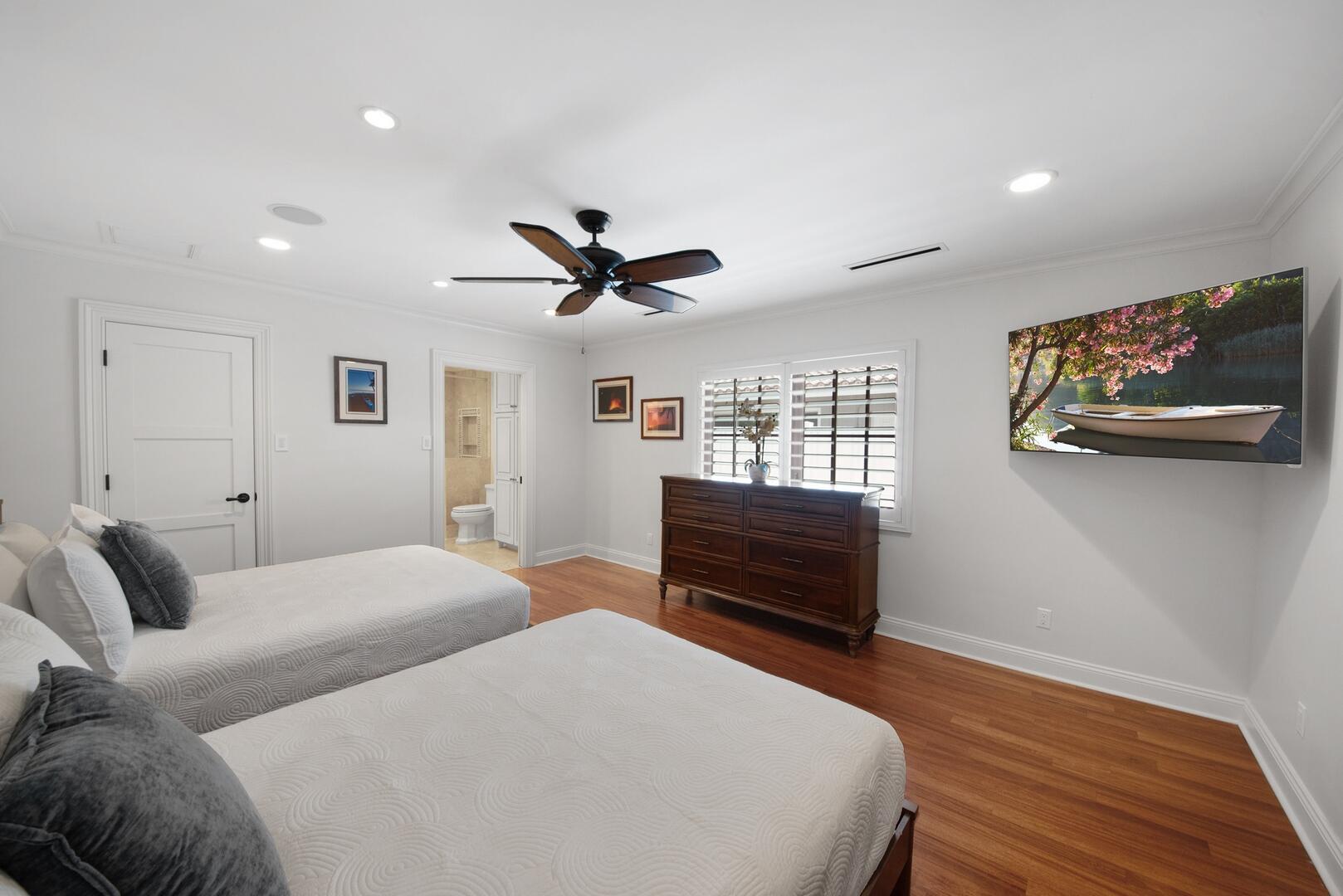 4555 W Tradewinds, Lauderdale By The Sea FL 33308
