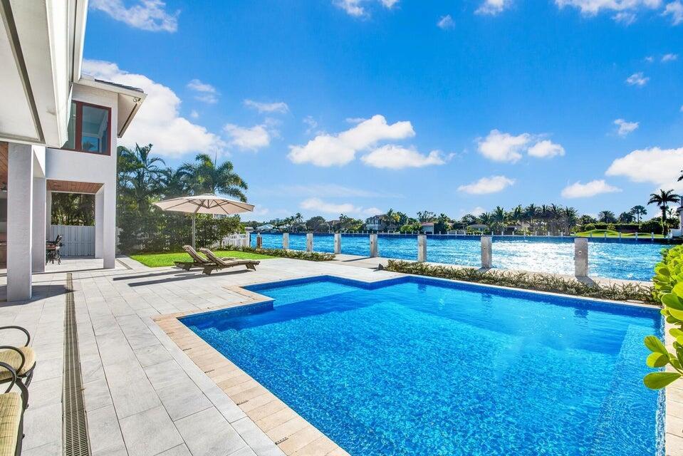 4555 W Tradewinds, Lauderdale By The Sea FL 33308